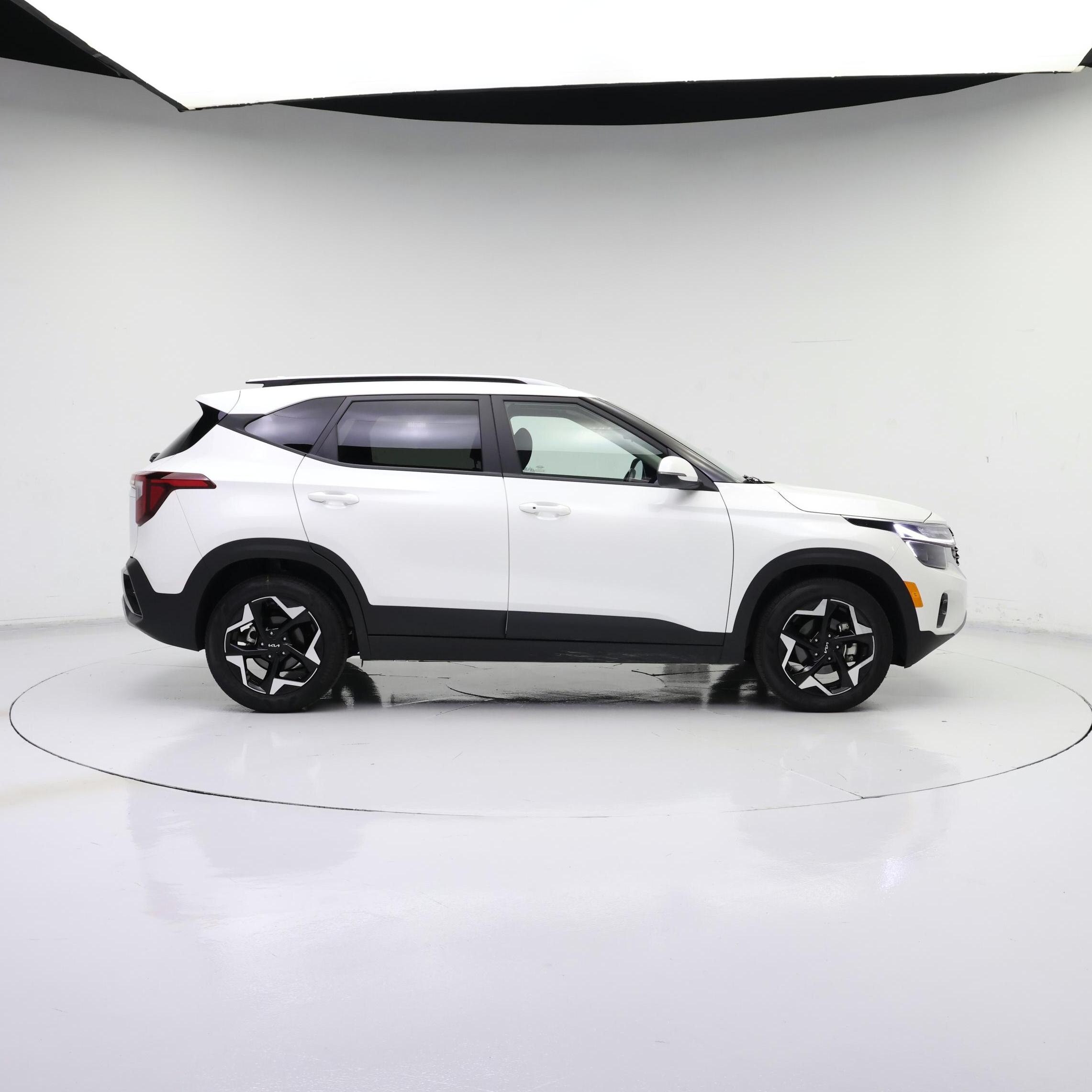 Thumbnail: 2025 Kia Seltos - 7