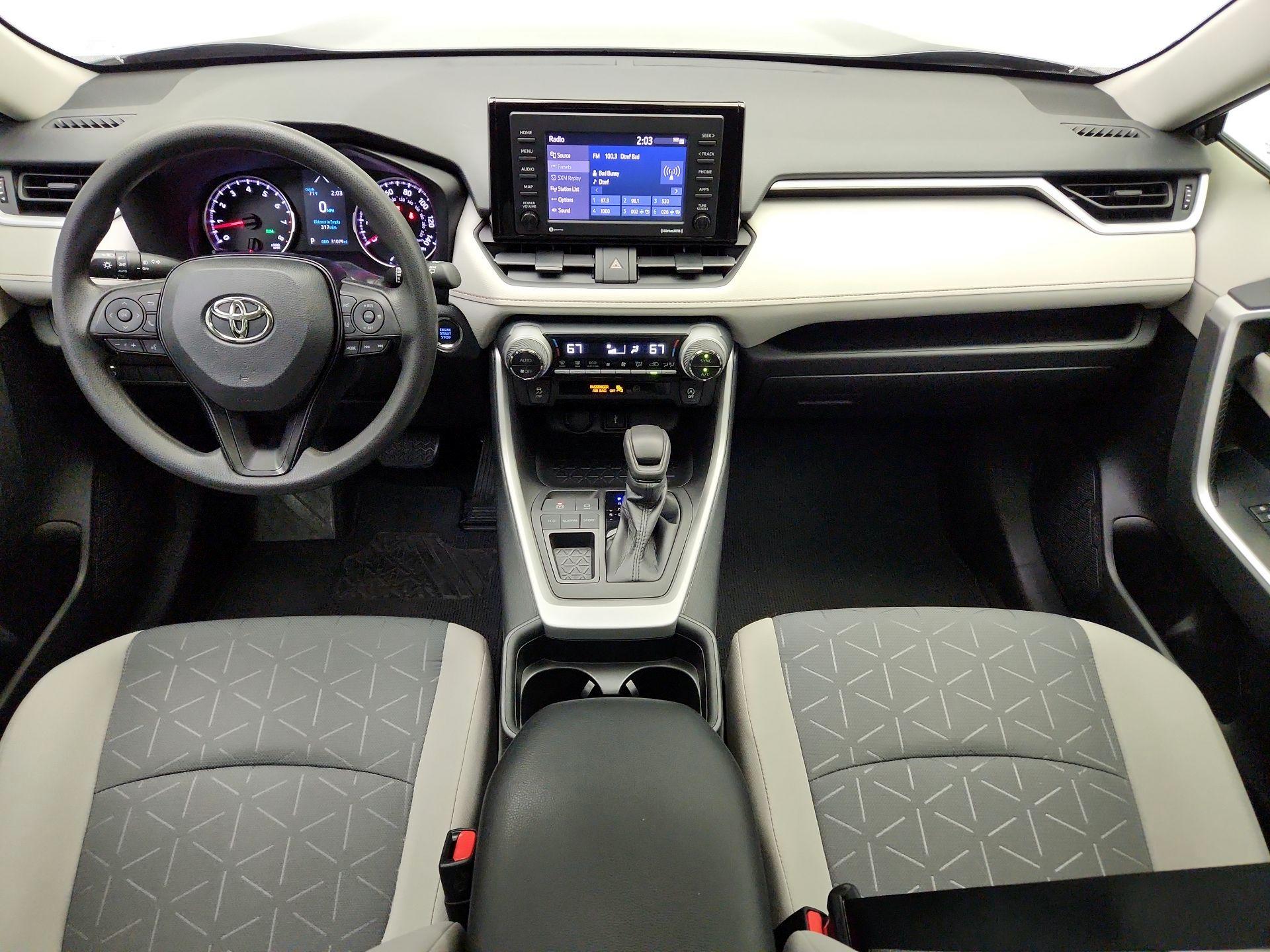 Thumbnail: 2021 Toyota RAV4 - 9