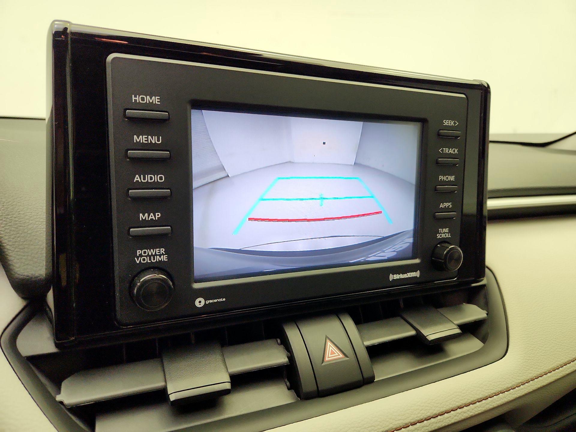 Thumbnail: 2021 Toyota RAV4 - 14