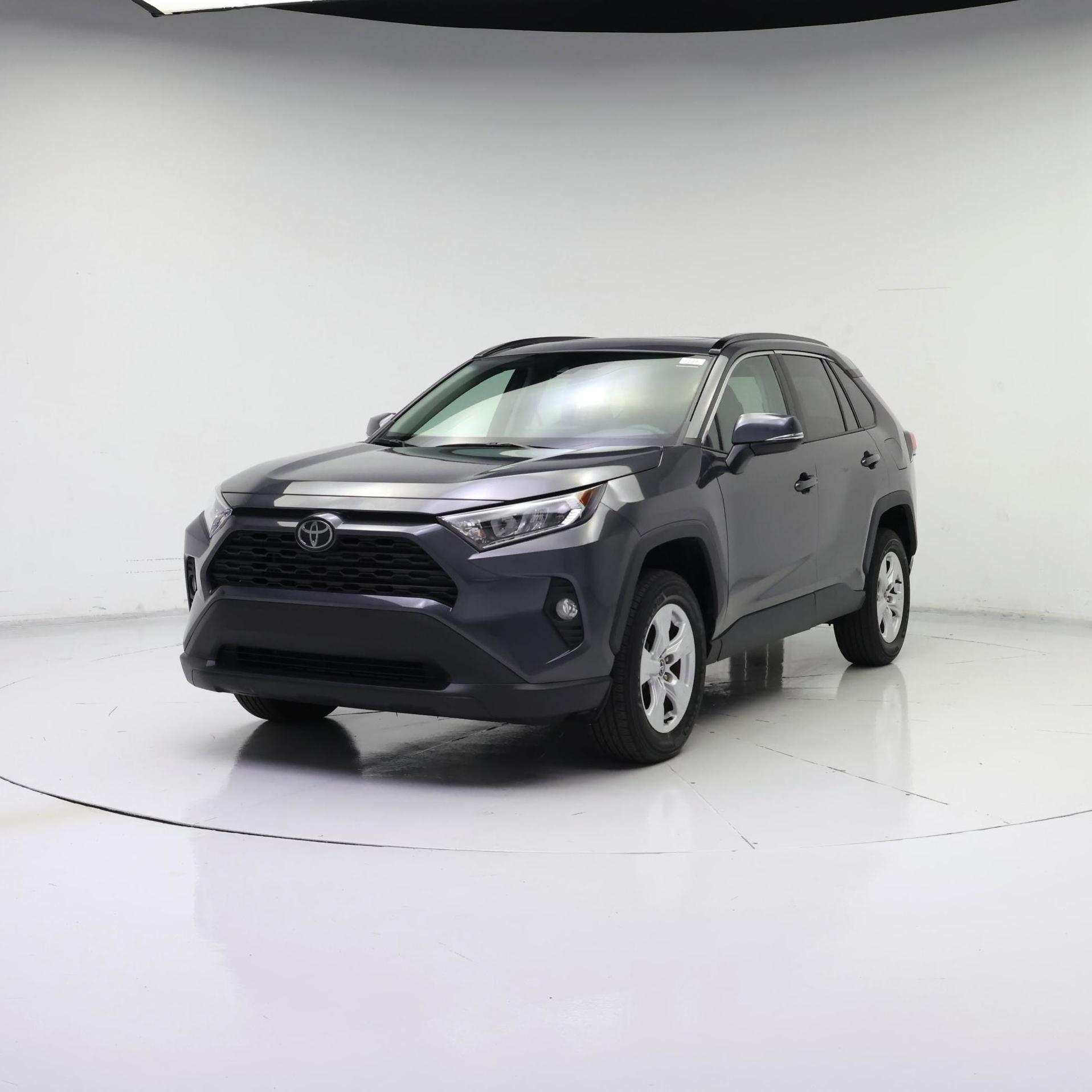 Thumbnail: 2021 Toyota RAV4 - 4