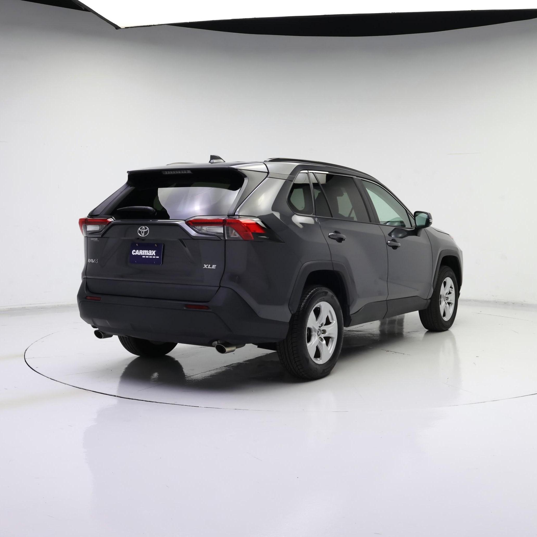 Thumbnail: 2021 Toyota RAV4 - 8