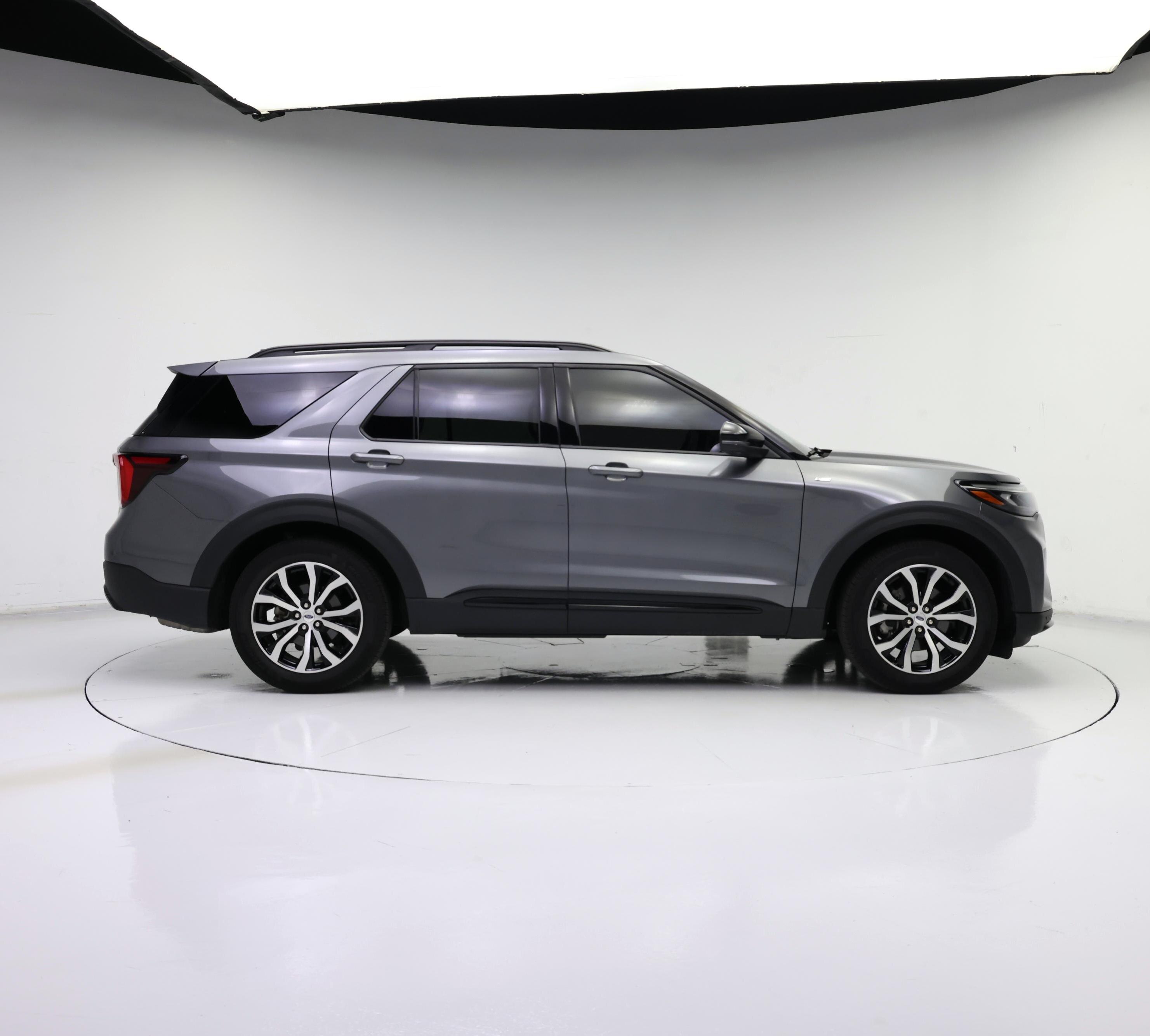 Thumbnail: 2025 Ford Explorer - 7
