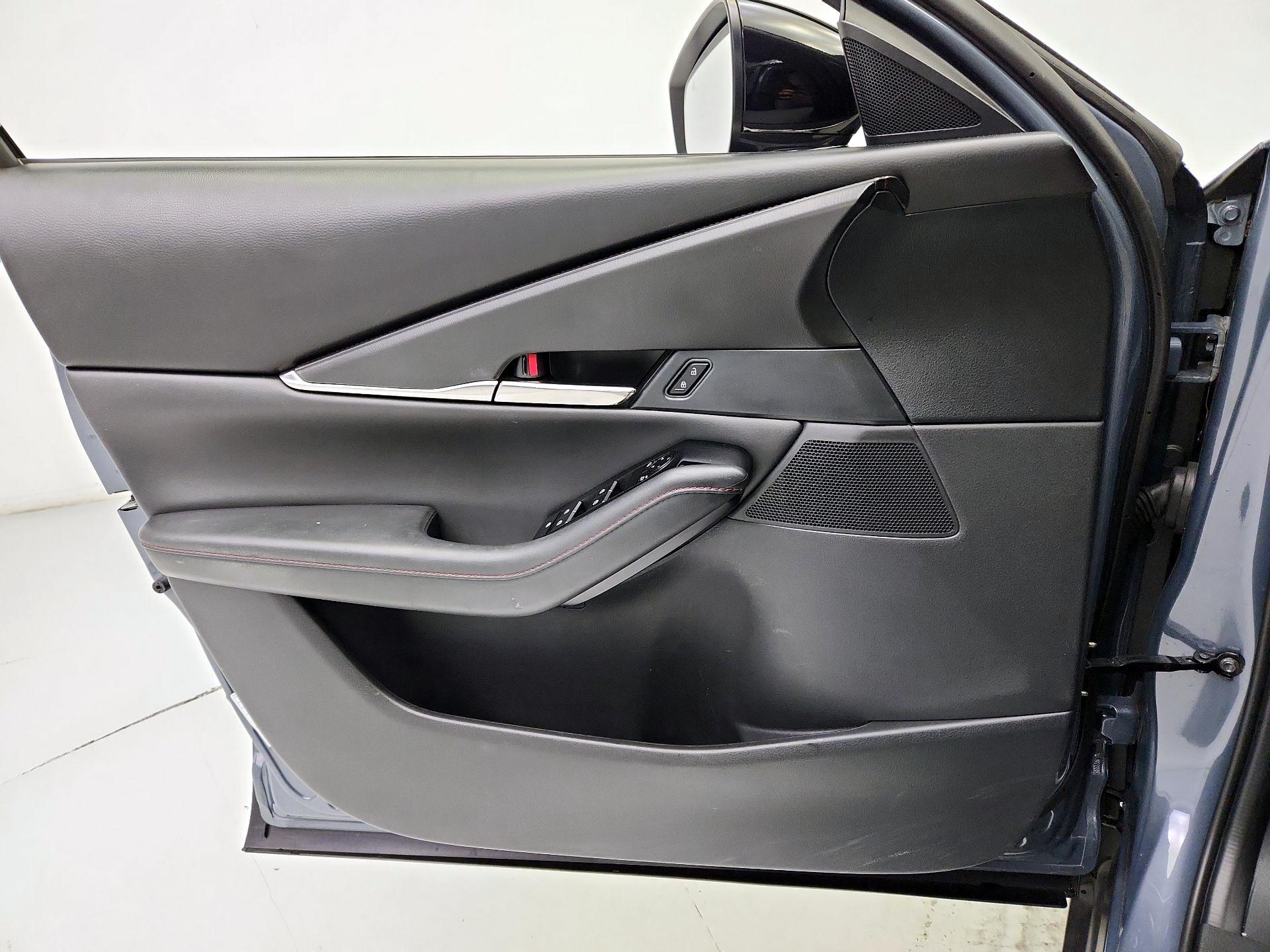 Thumbnail: 2023 Mazda CX-30 - 12