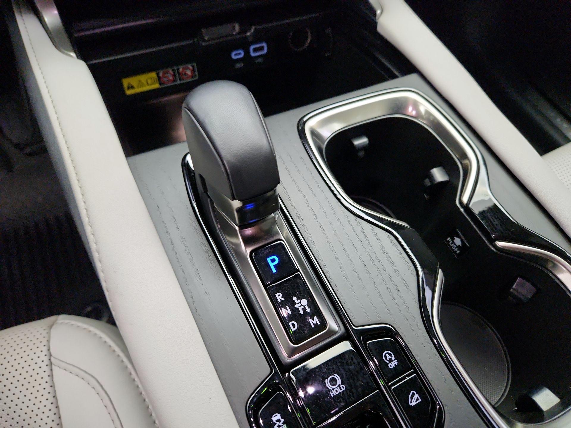 Thumbnail: 2023 Lexus RX - 17