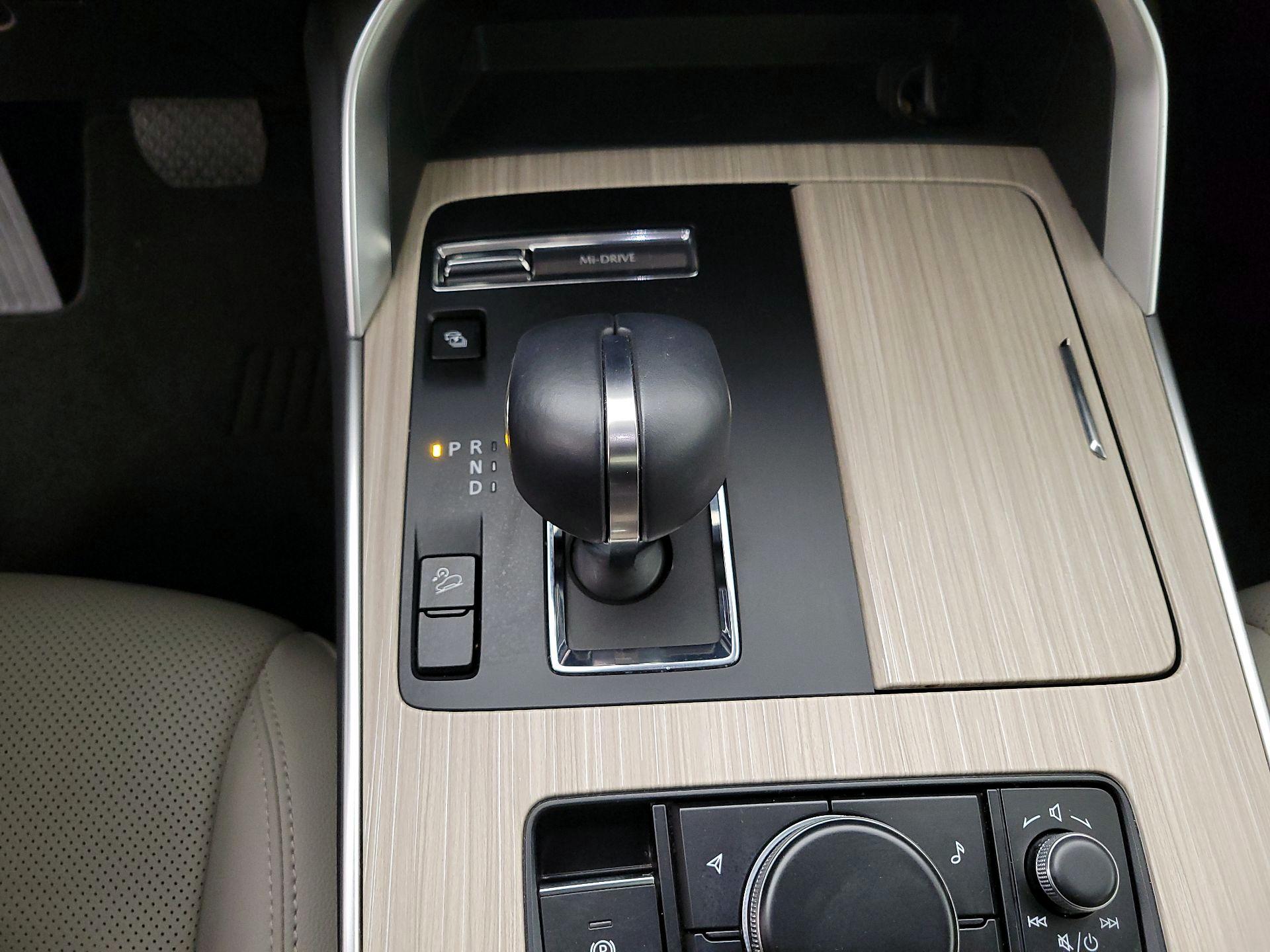 Thumbnail: 2025 Mazda CX-90 - 17