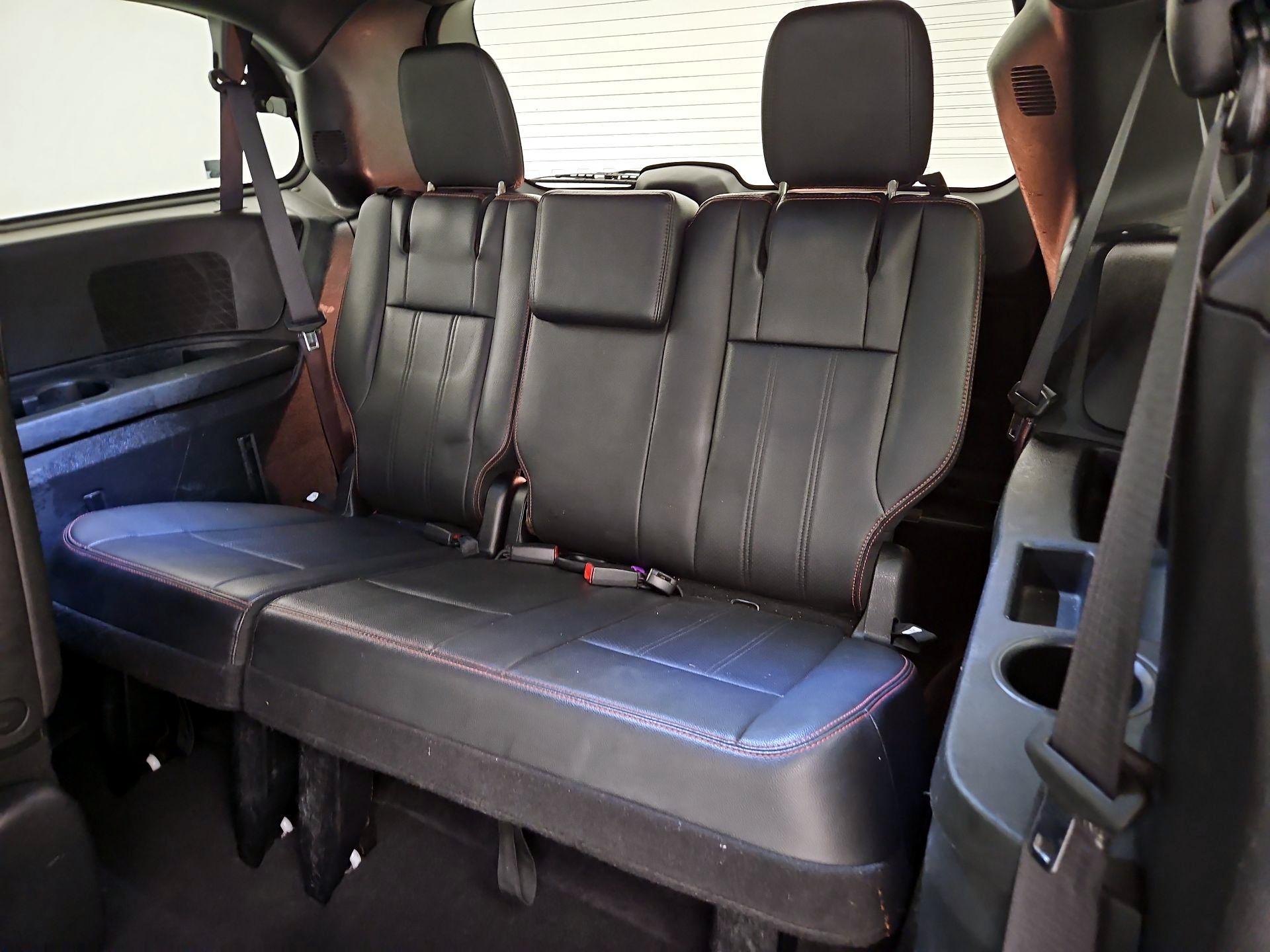 Thumbnail: 2019 Dodge Grand Caravan - 20