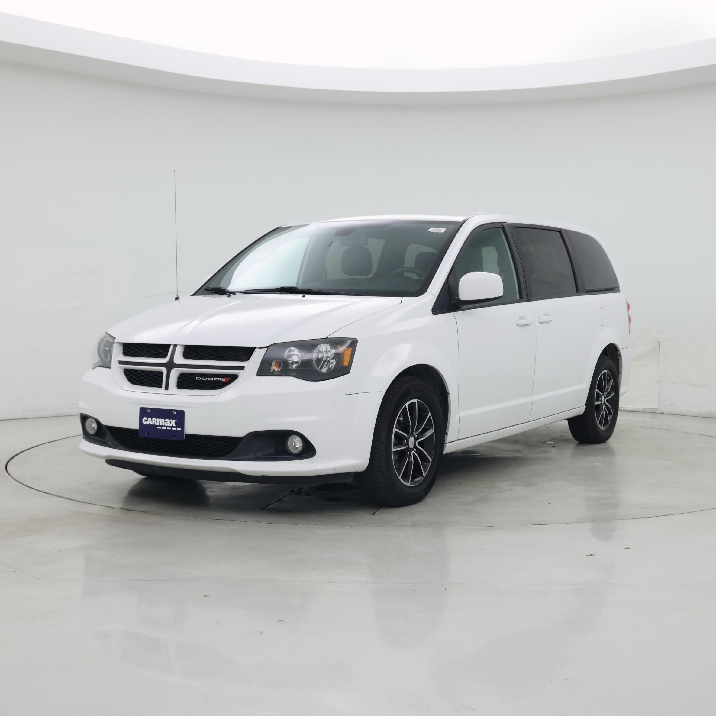Thumbnail: 2019 Dodge Grand Caravan - 4
