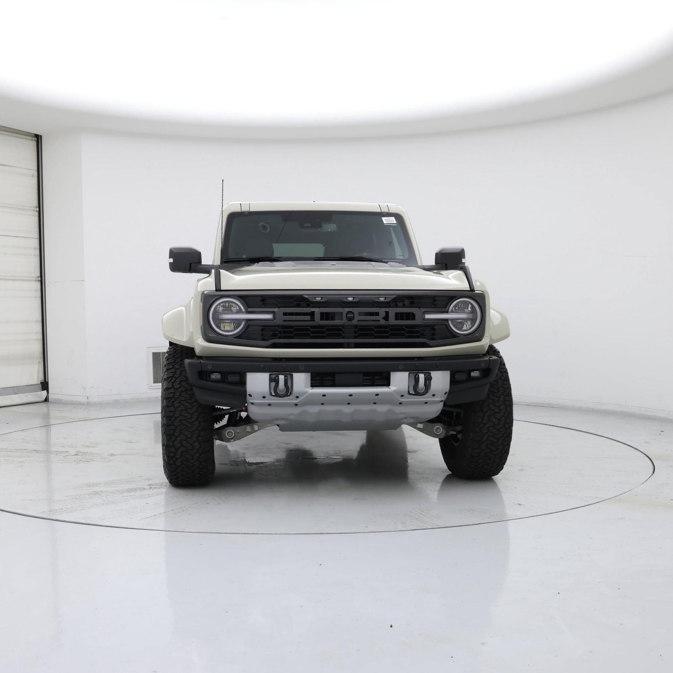 Thumbnail: 2025 Ford Bronco - 5