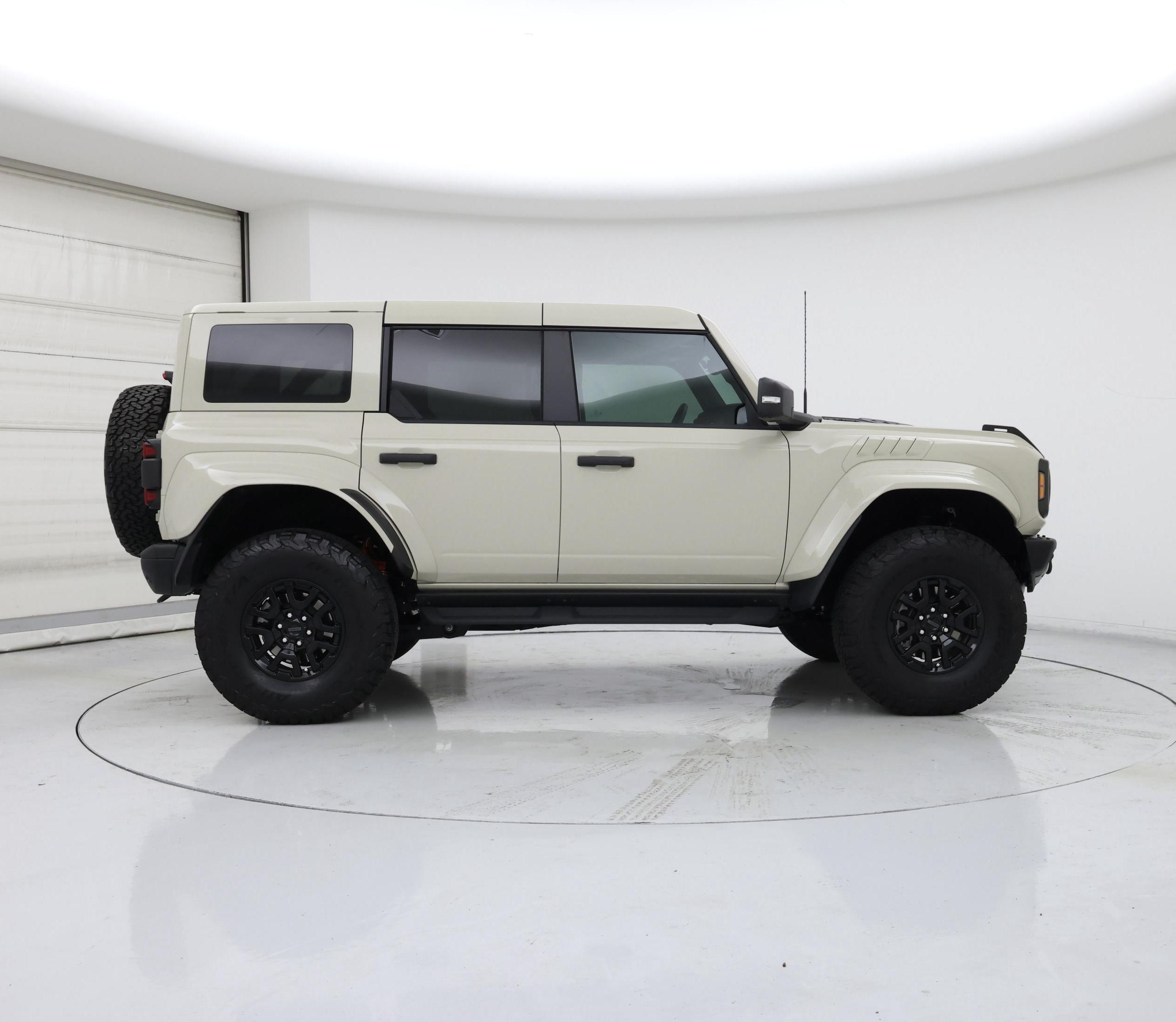 Thumbnail: 2025 Ford Bronco - 7