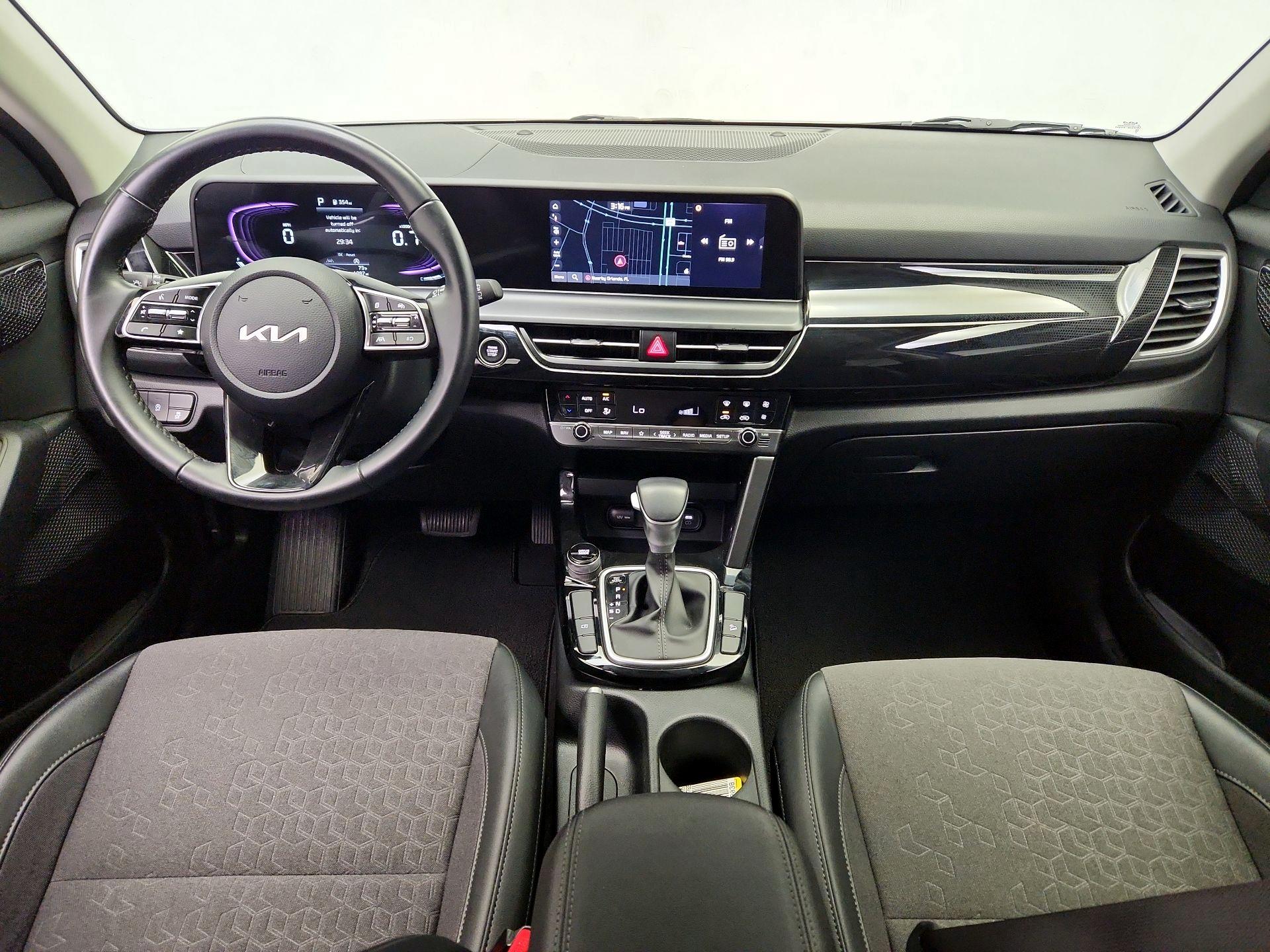 Thumbnail: 2025 Kia Seltos - 9