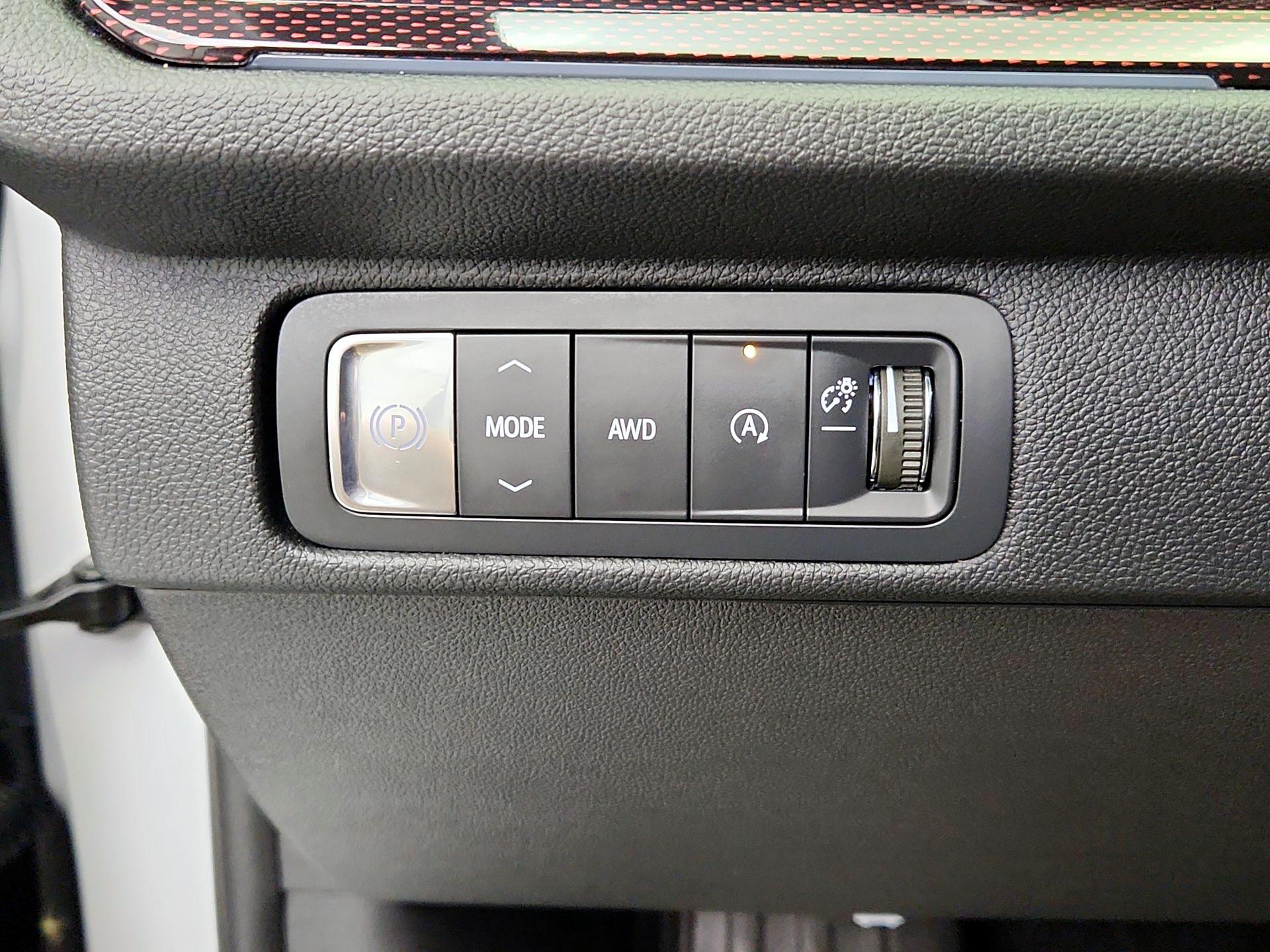 Thumbnail: 2025 Chevrolet Traverse - 13