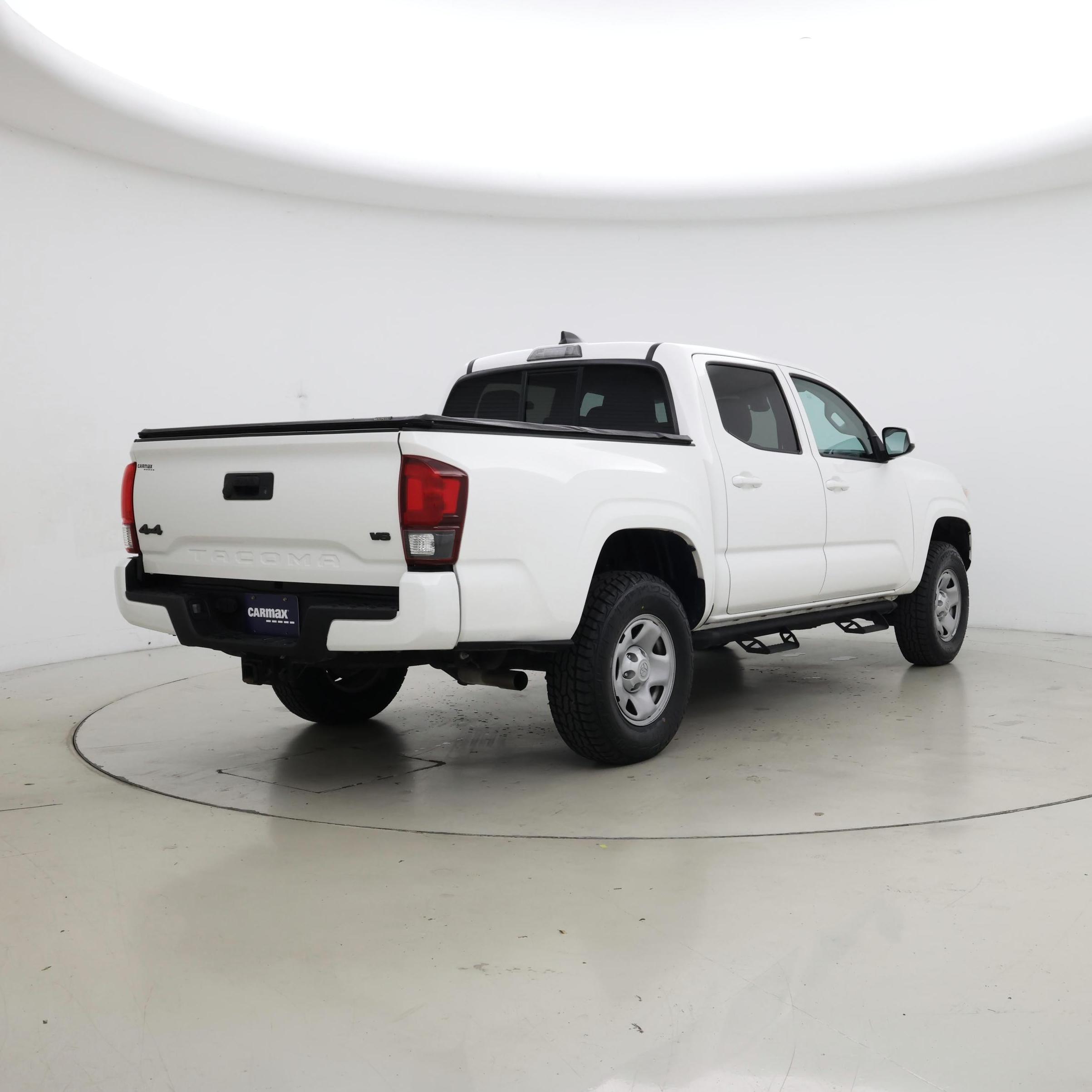 Thumbnail: 2022 Toyota Tacoma - 8