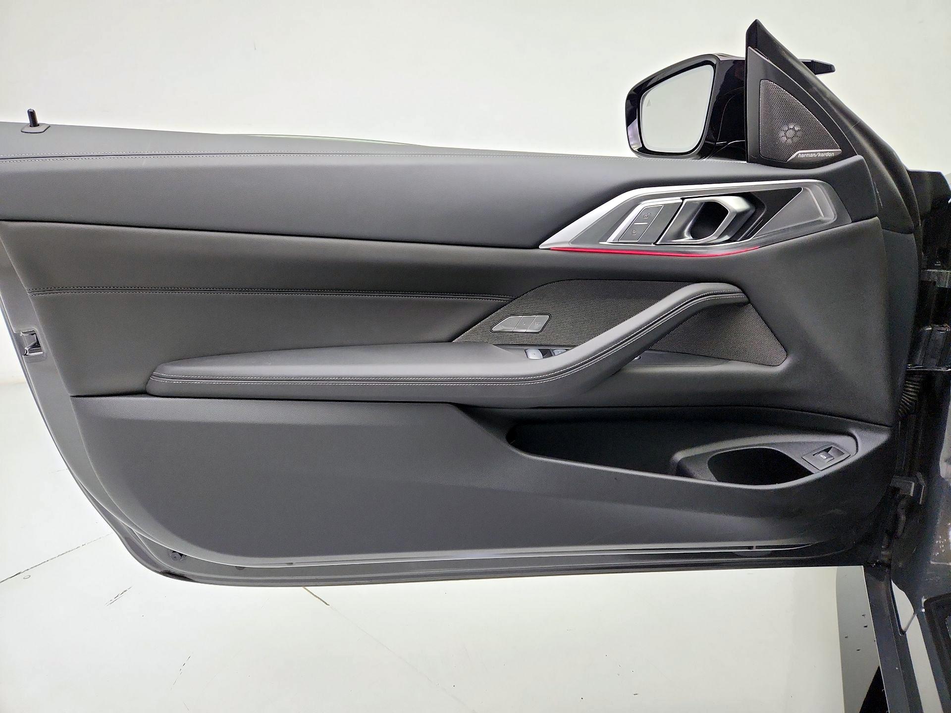 Thumbnail: 2026 BMW M4 - 12