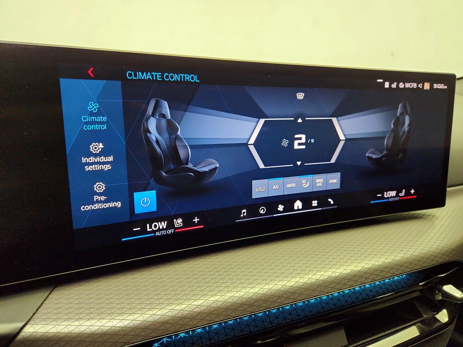 Thumbnail: 2026 BMW M4 - 17