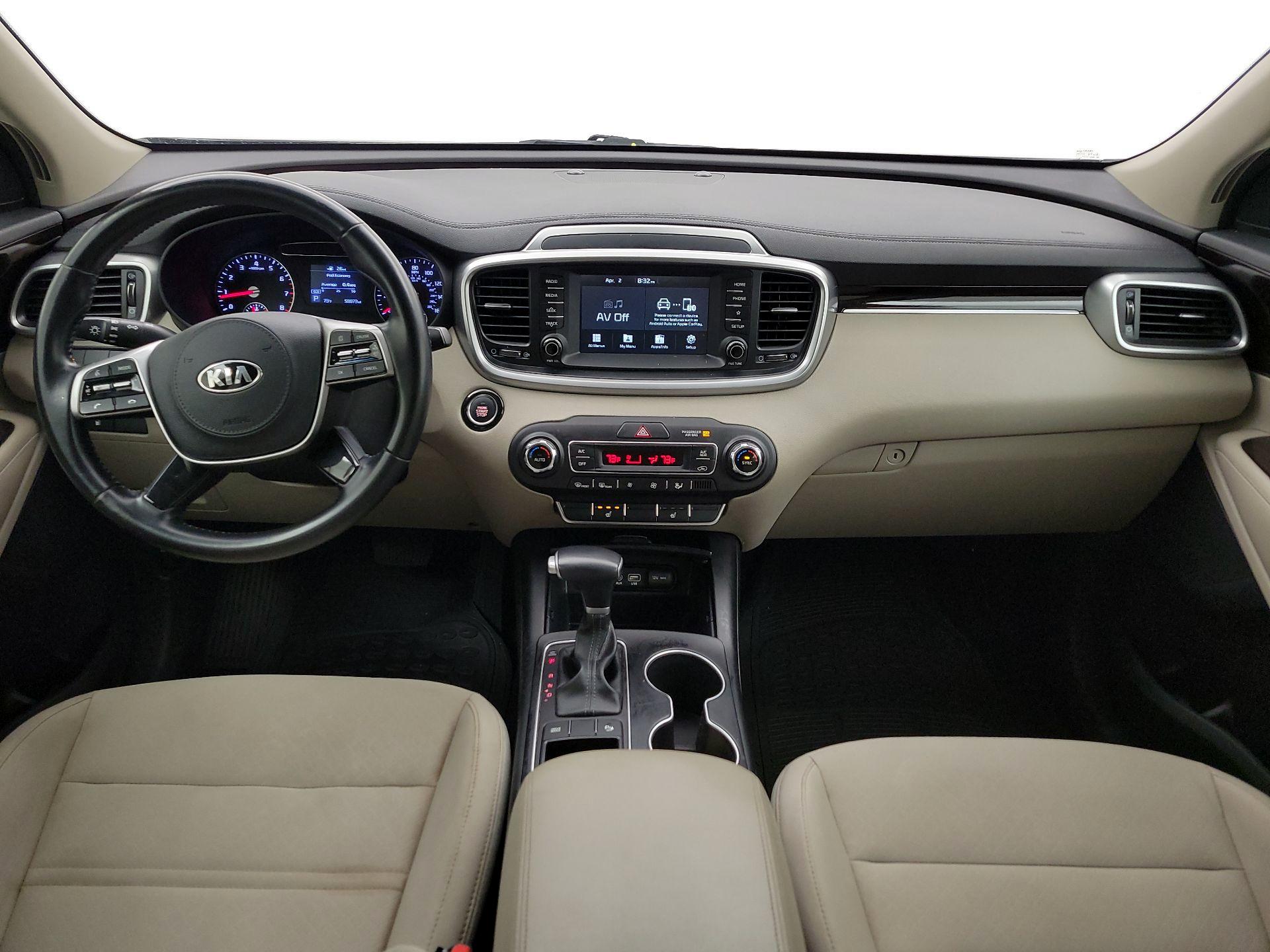 Thumbnail: 2020 Kia Sorento - 9