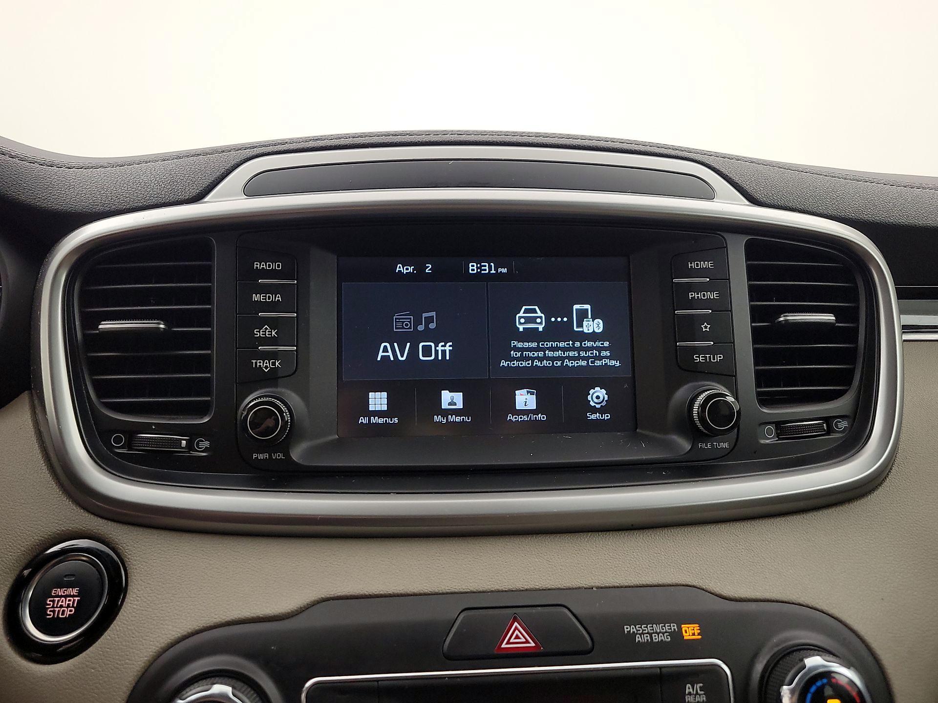 Thumbnail: 2020 Kia Sorento - 15