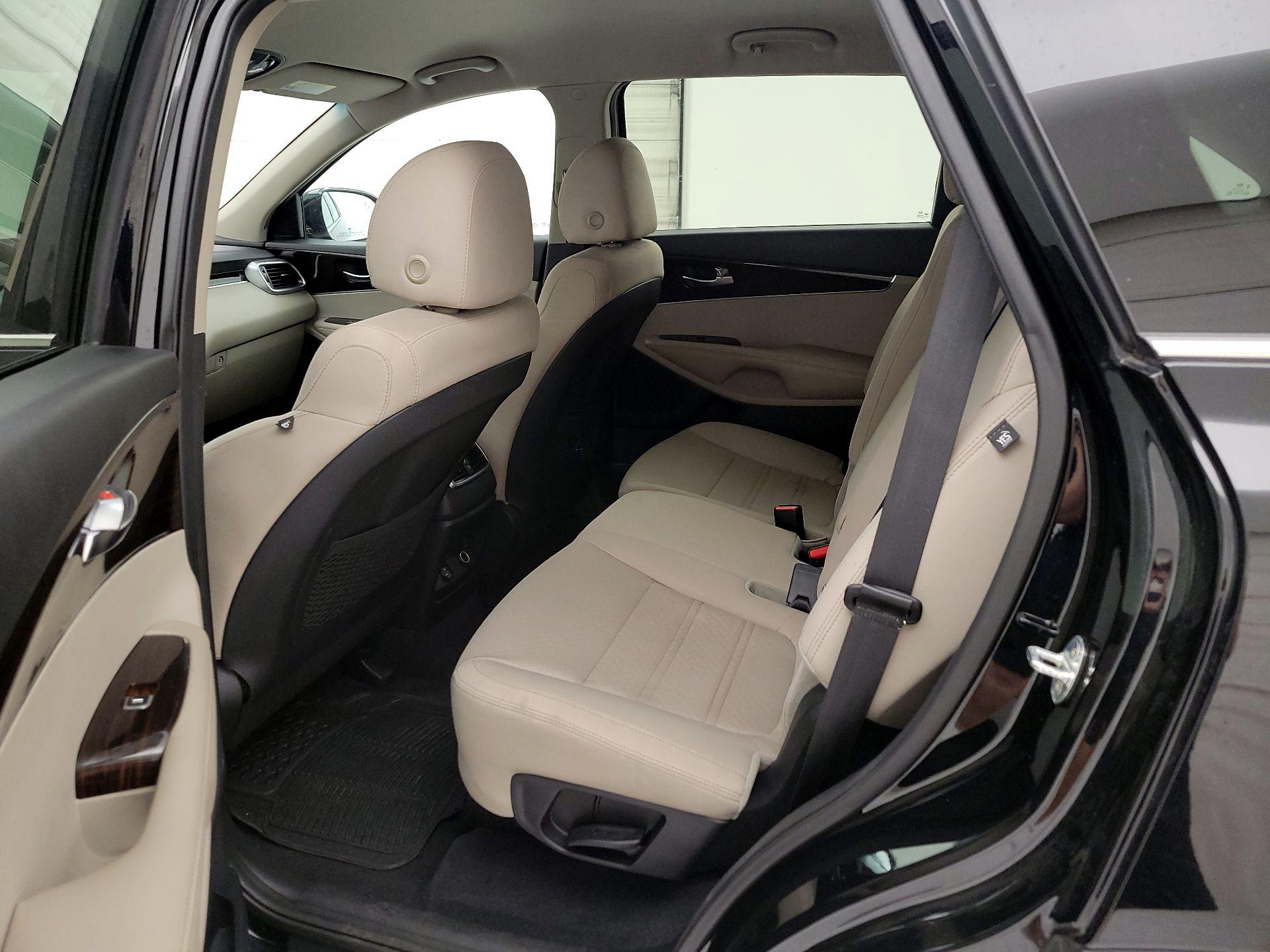 Thumbnail: 2020 Kia Sorento - 19