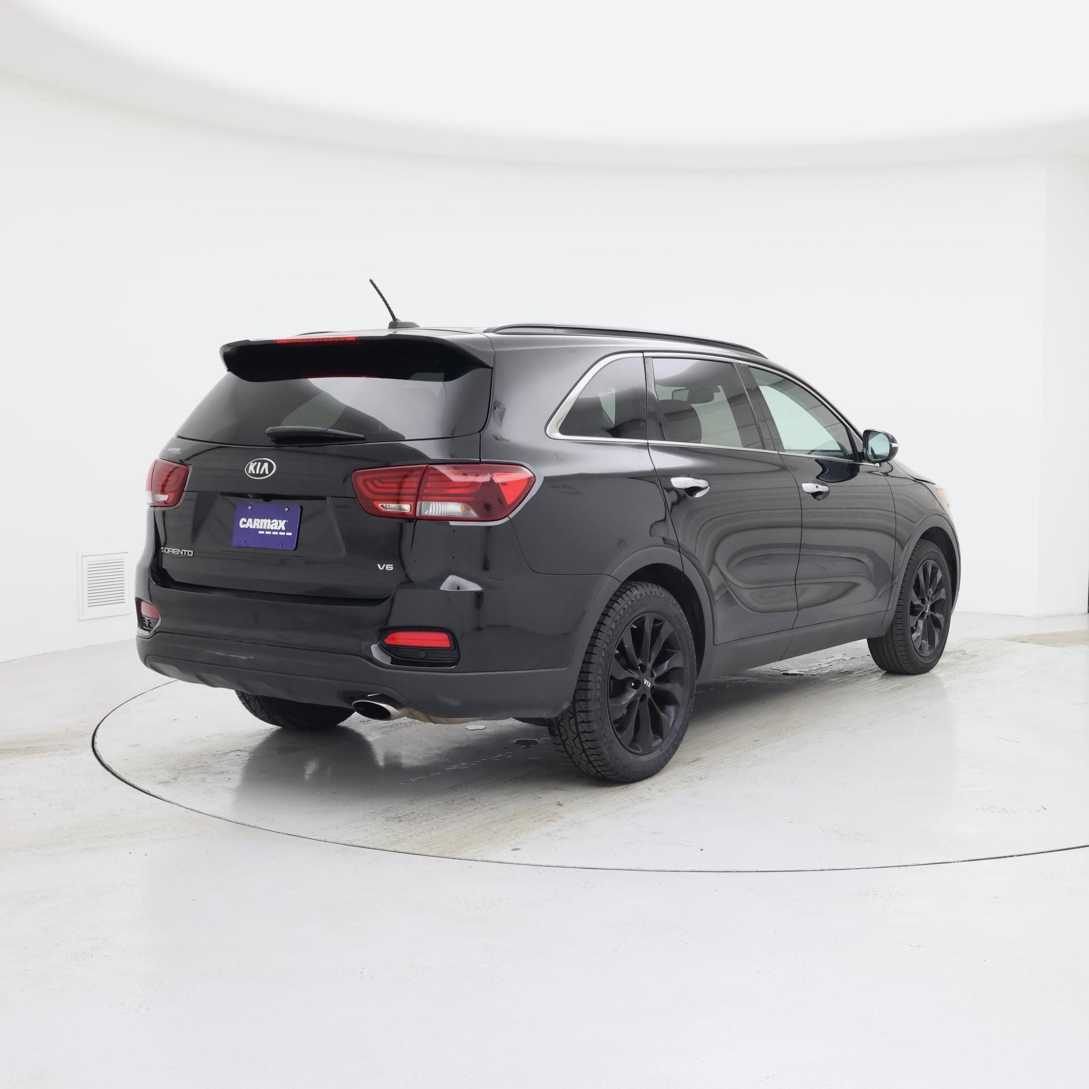 Thumbnail: 2020 Kia Sorento - 8