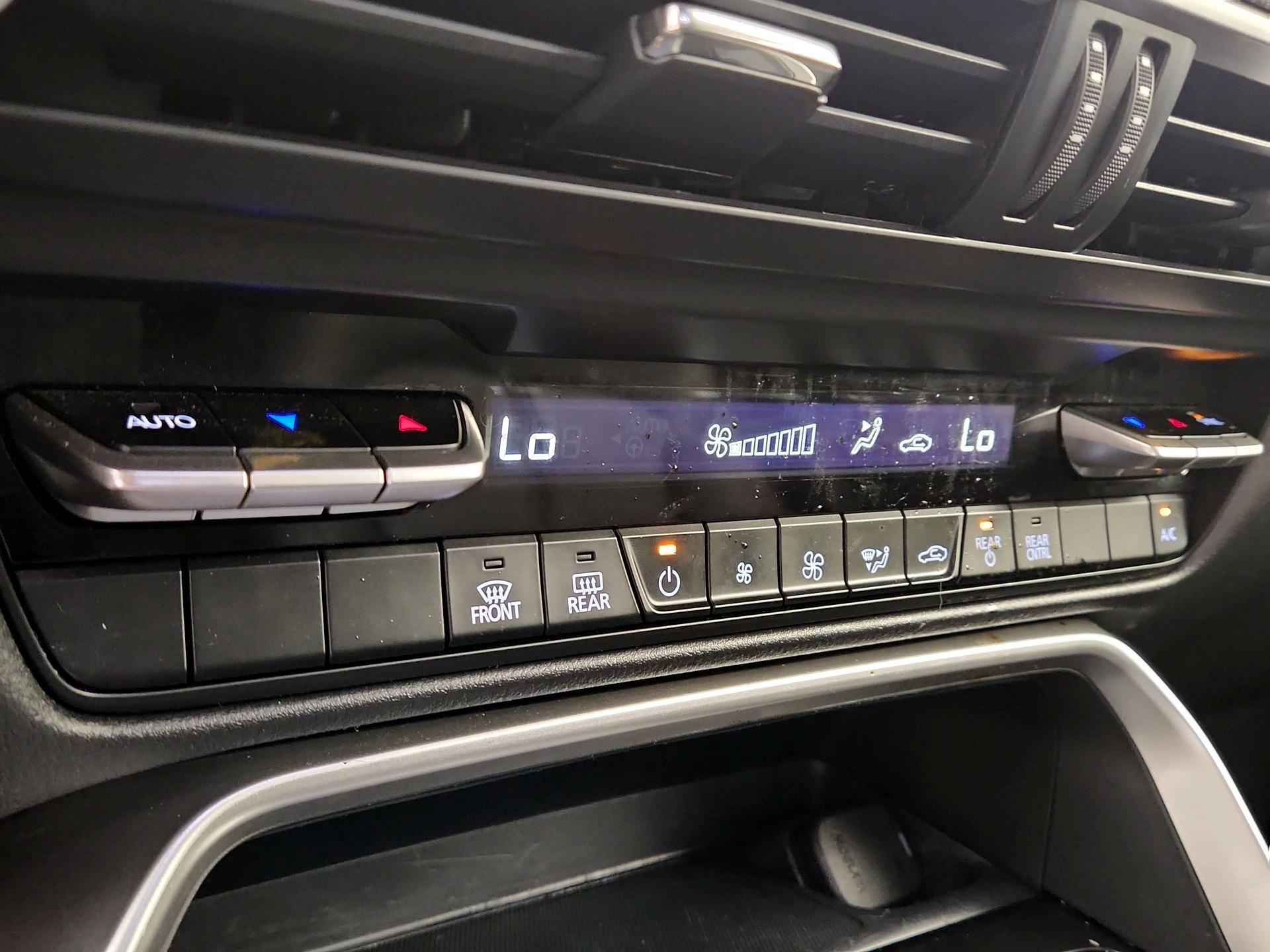 Thumbnail: 2024 Mazda CX-90 - 17