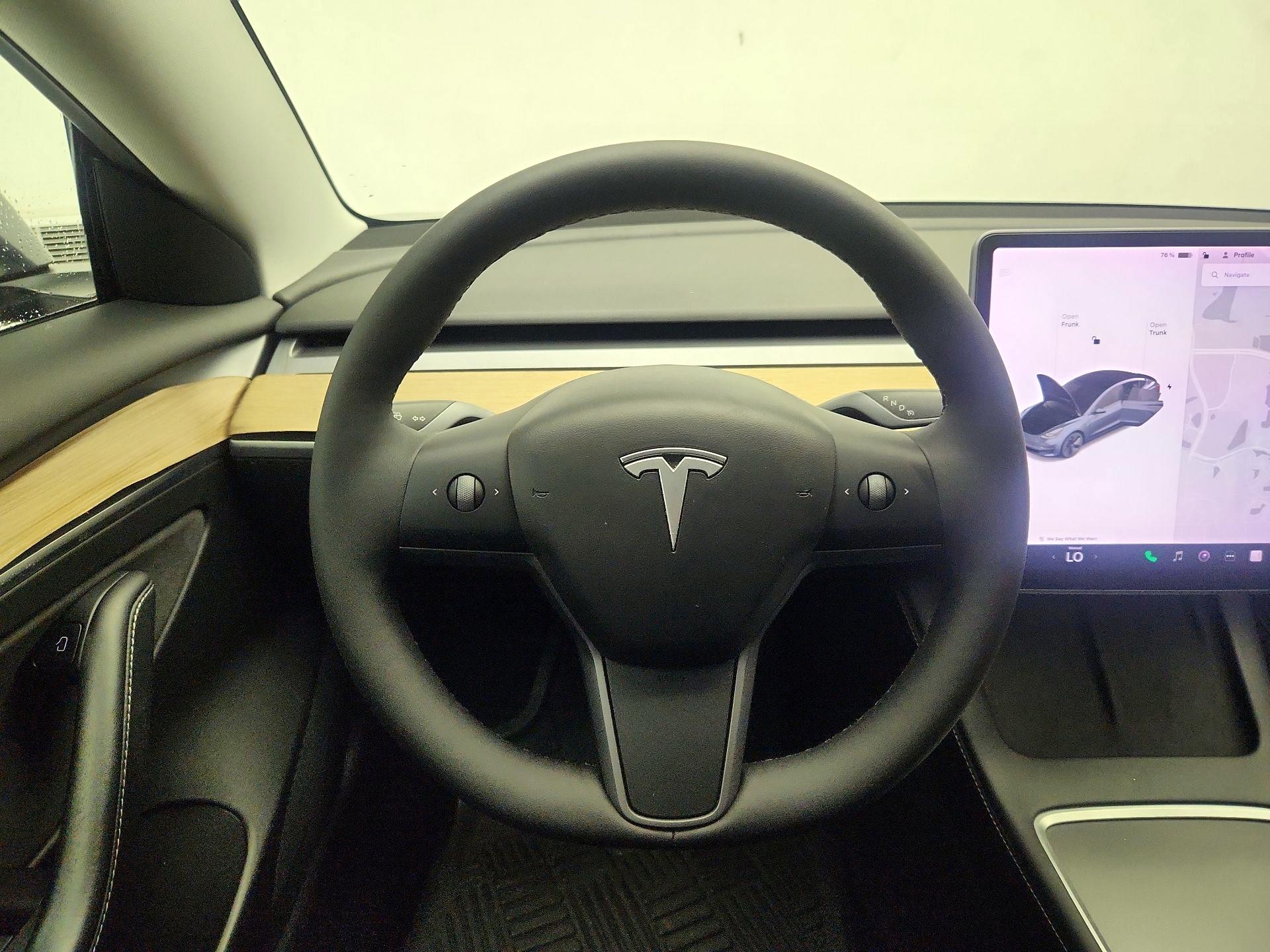 Thumbnail: 2021 Tesla Model 3 - 10