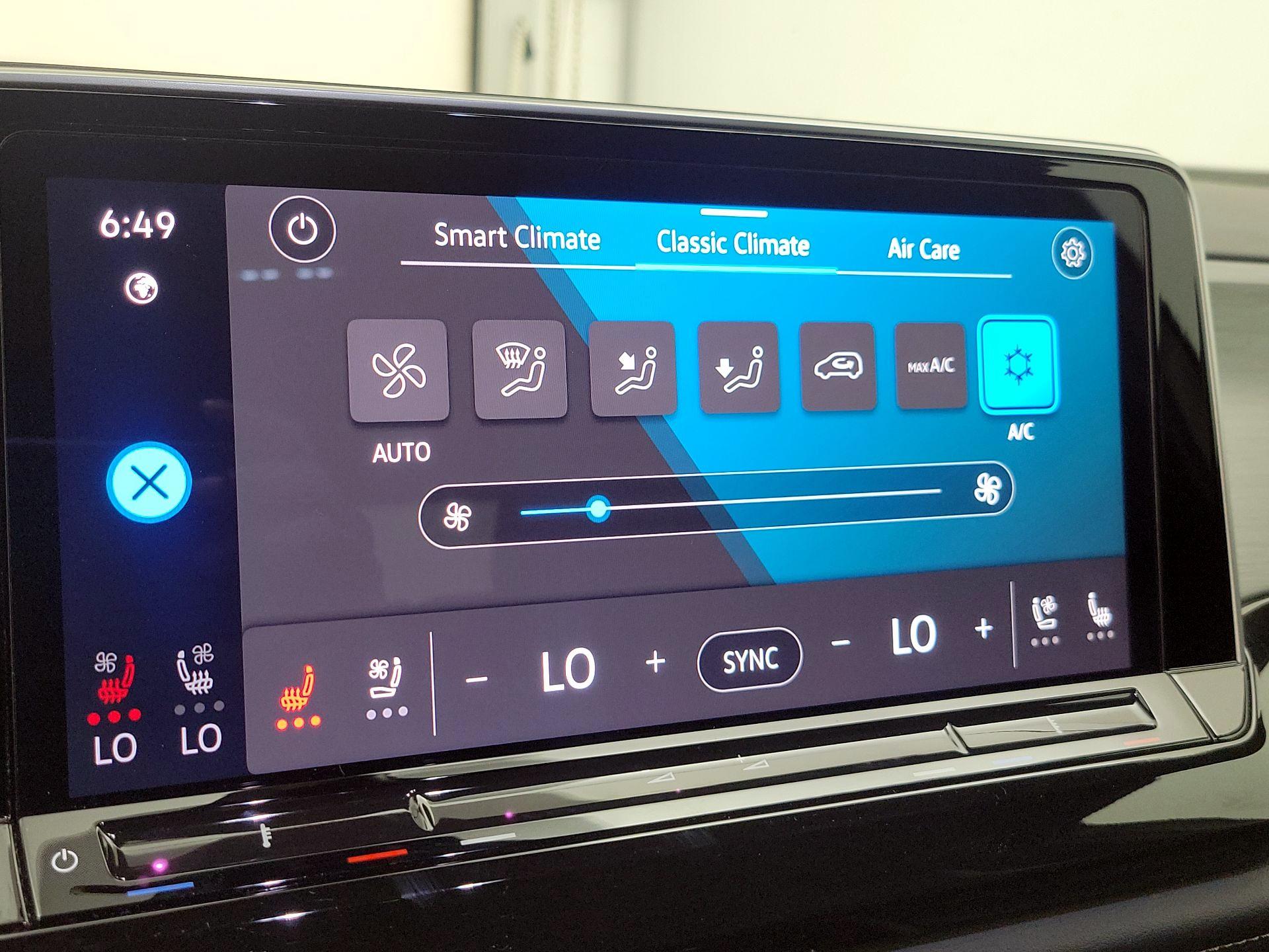 Thumbnail: 2025 Volkswagen Atlas - 16