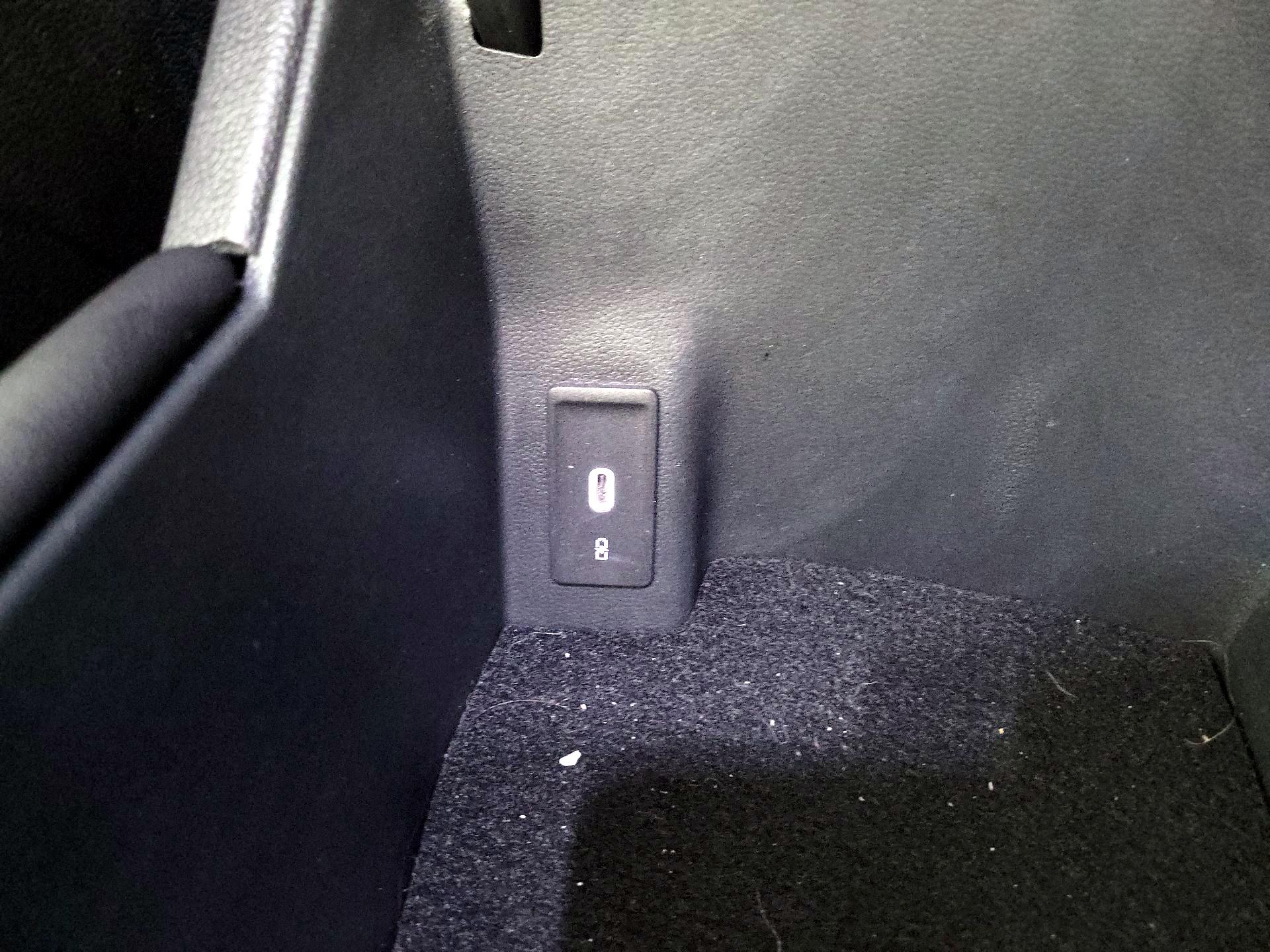 Thumbnail: 2025 Volkswagen Atlas - 18