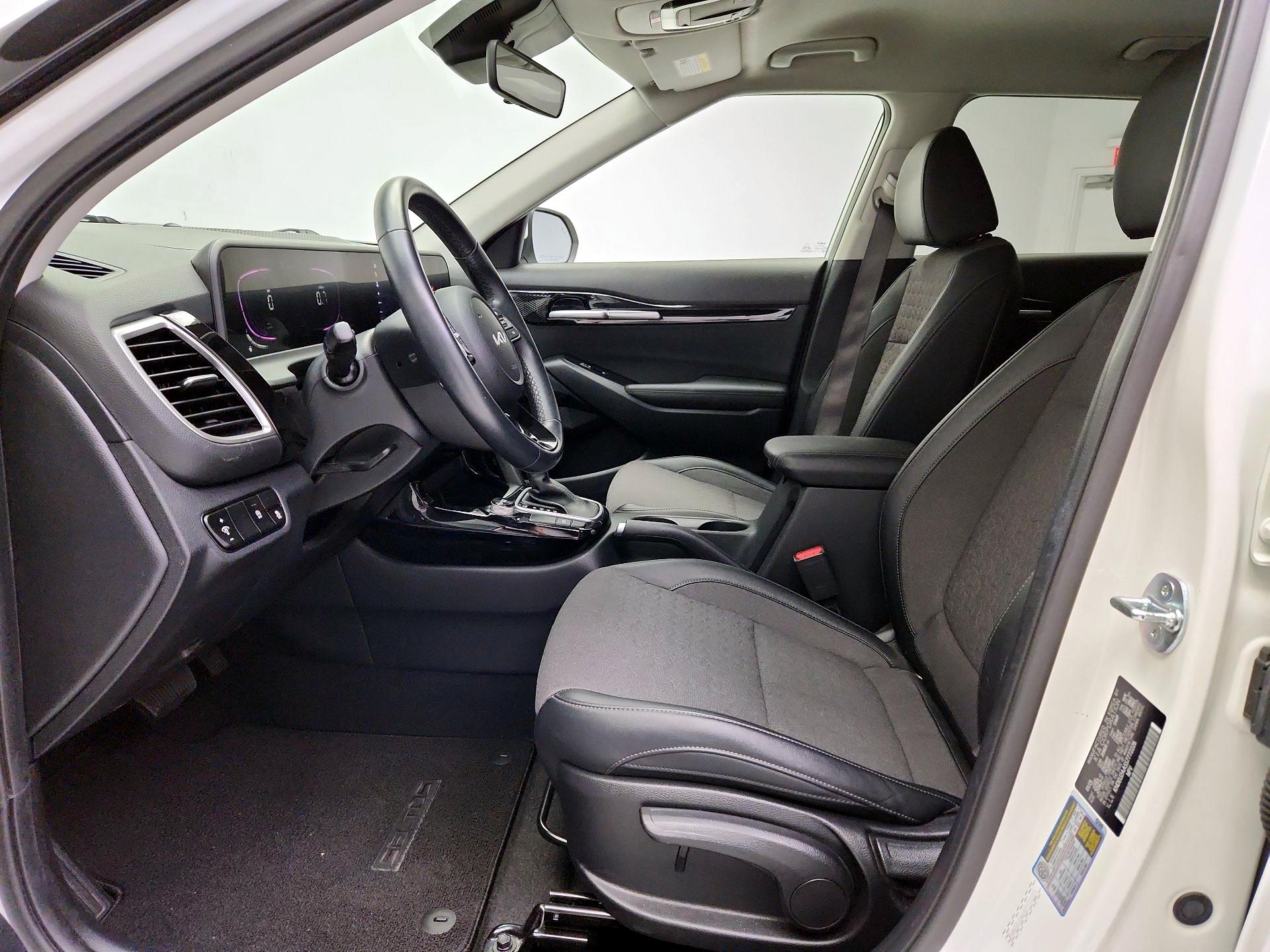 Thumbnail: 2025 Kia Seltos - 11