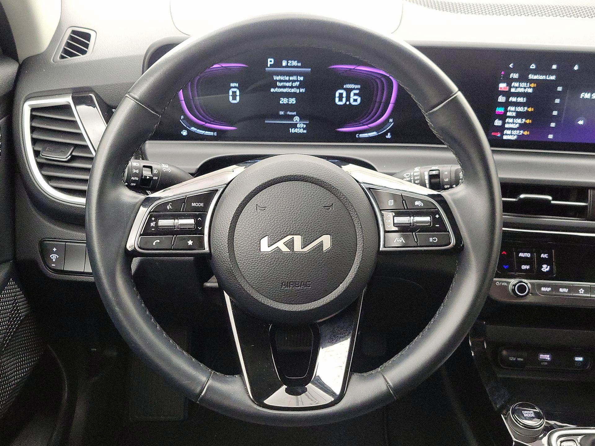 Thumbnail: 2025 Kia Seltos - 10