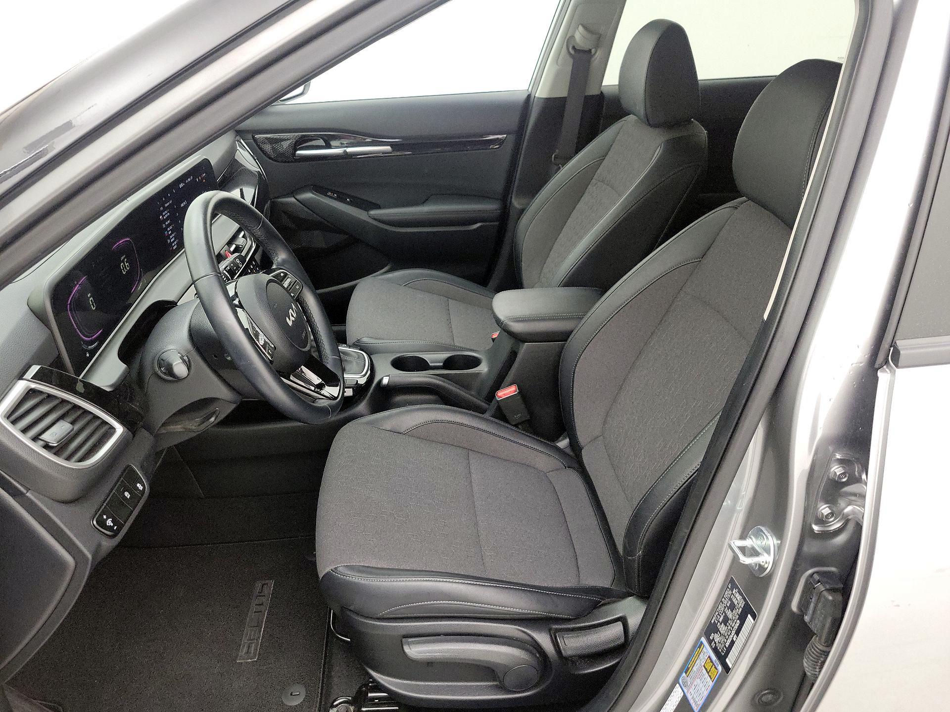 Thumbnail: 2025 Kia Seltos - 11