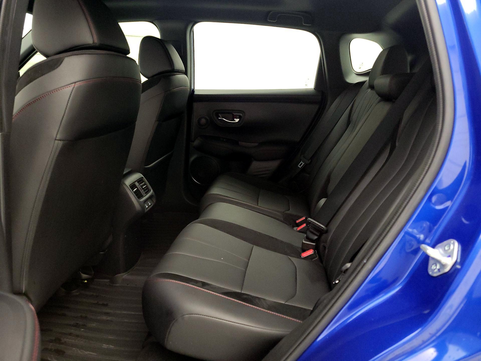 Thumbnail: 2025 Acura ADX - 19