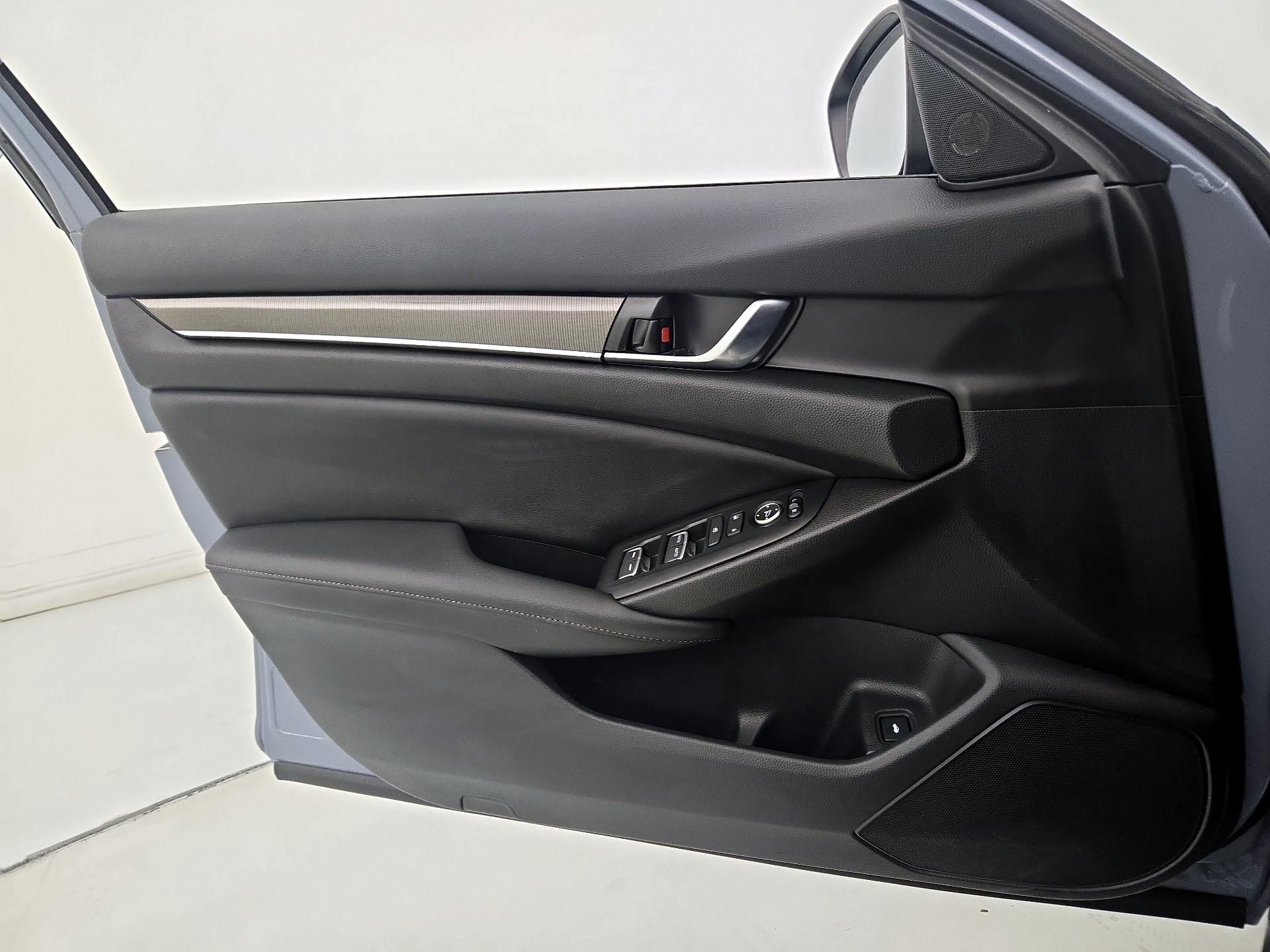 Thumbnail: 2022 Honda Accord - 12