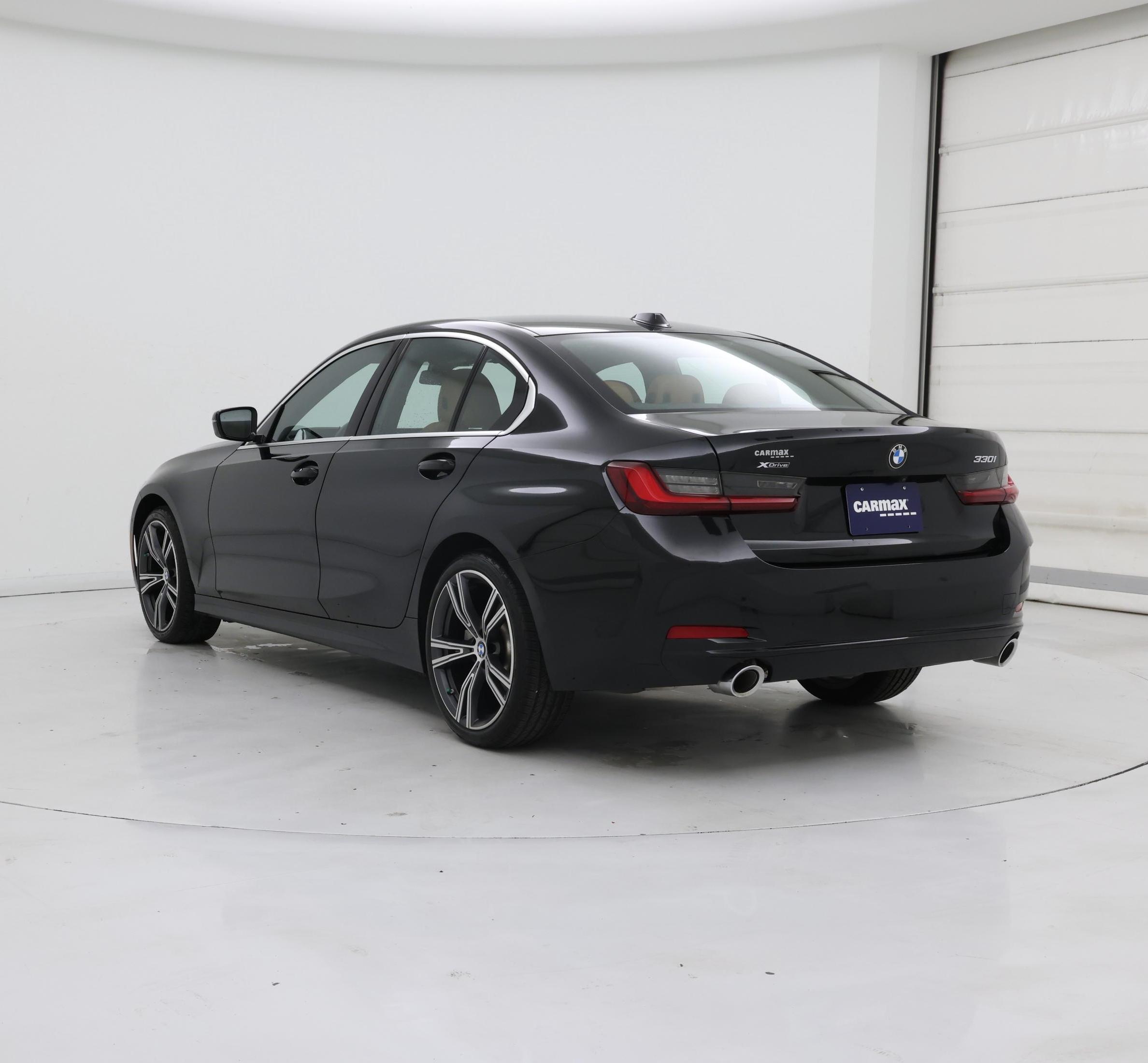 Thumbnail: 2024 BMW 3 Series - 2