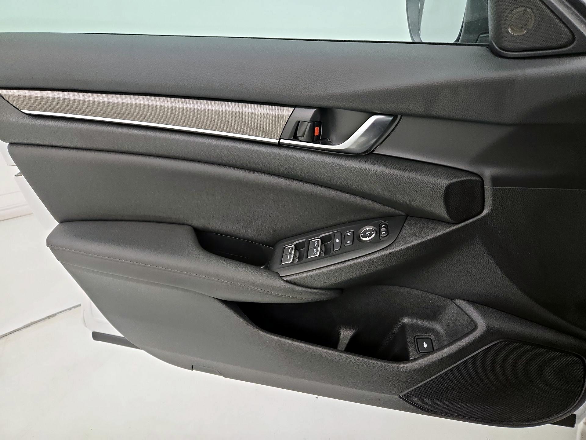 Thumbnail: 2022 Honda Accord - 12