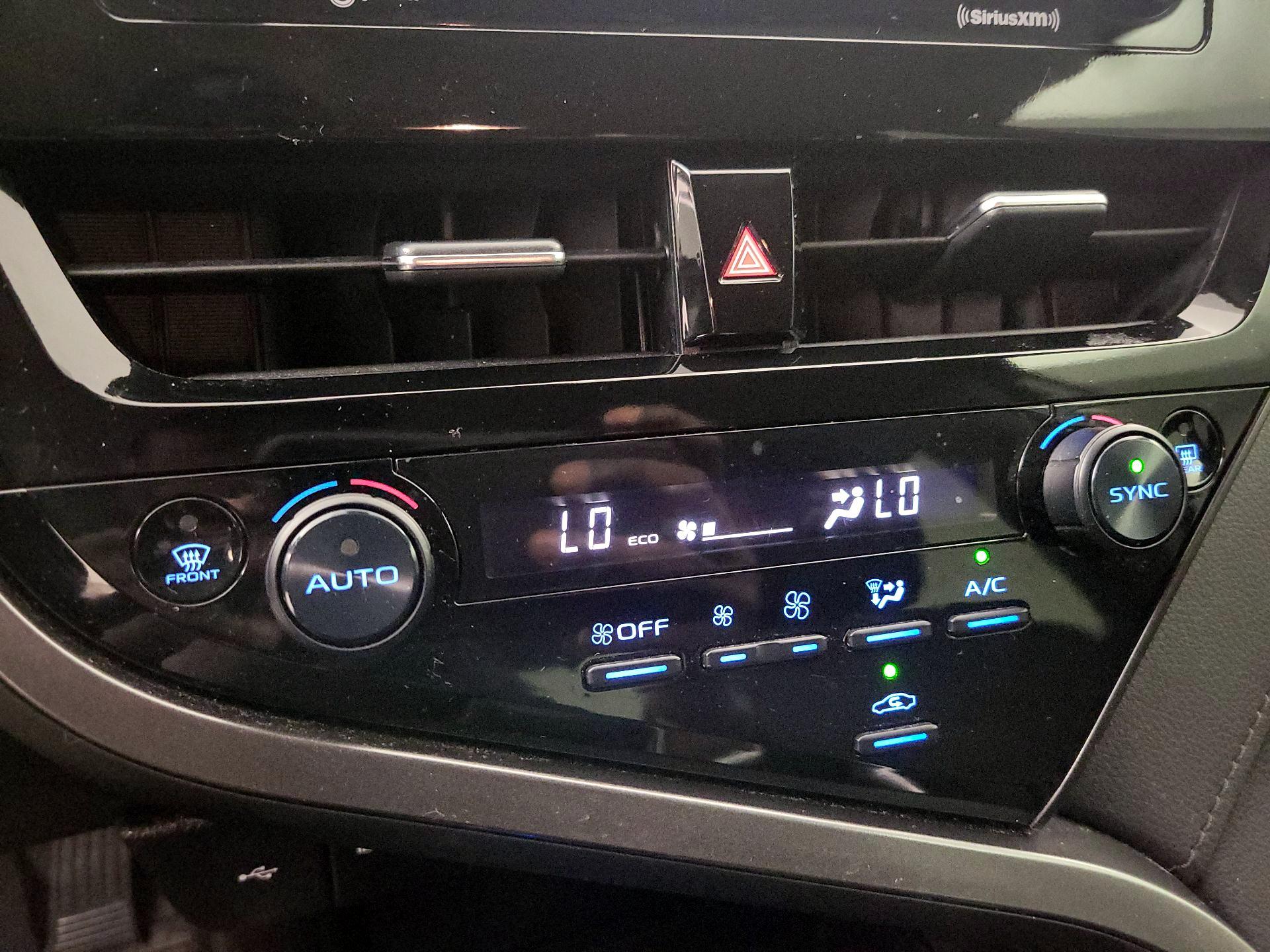 Thumbnail: 2024 Toyota Camry - 16