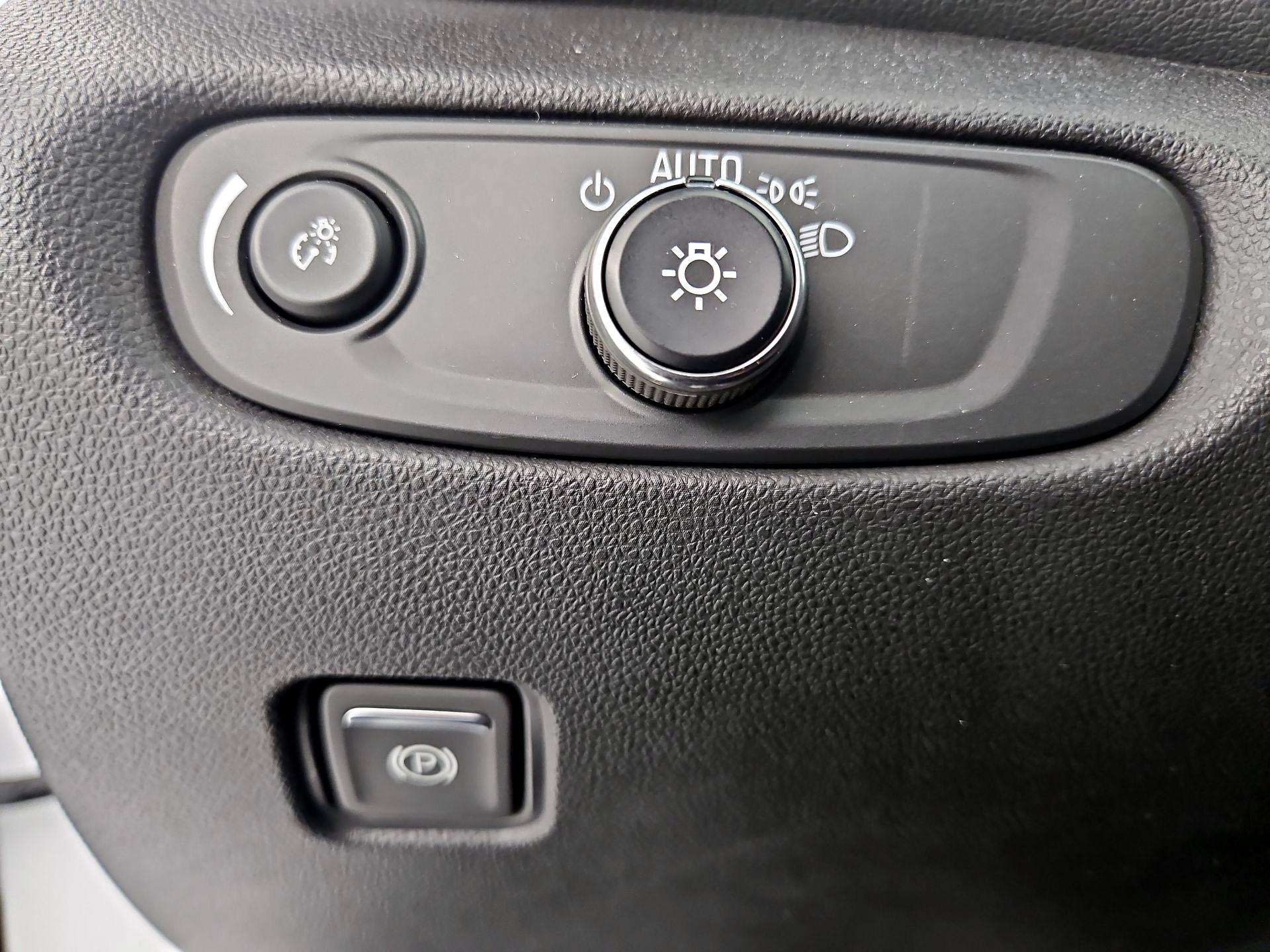 Thumbnail: 2022 Chevrolet Blazer - 13