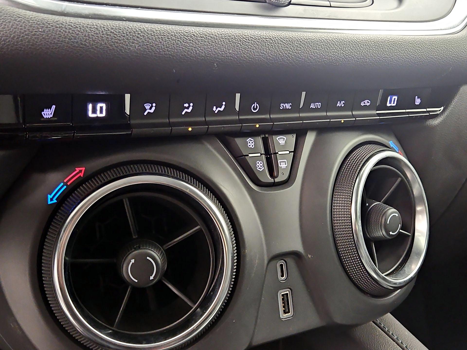 Thumbnail: 2022 Chevrolet Blazer - 16