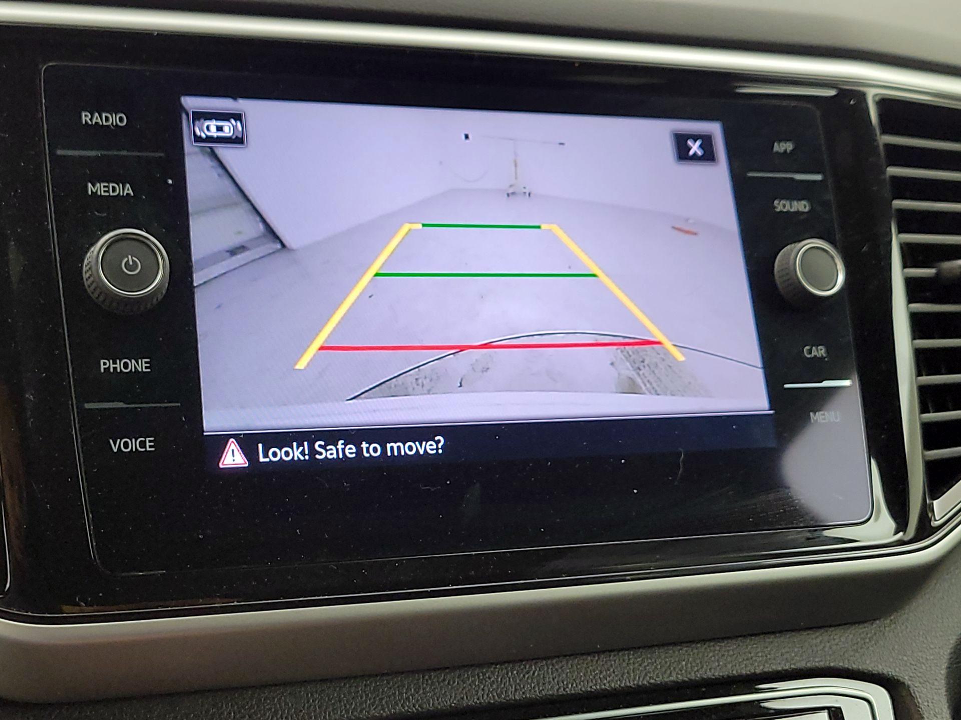 Thumbnail: 2022 Volkswagen Atlas - 14