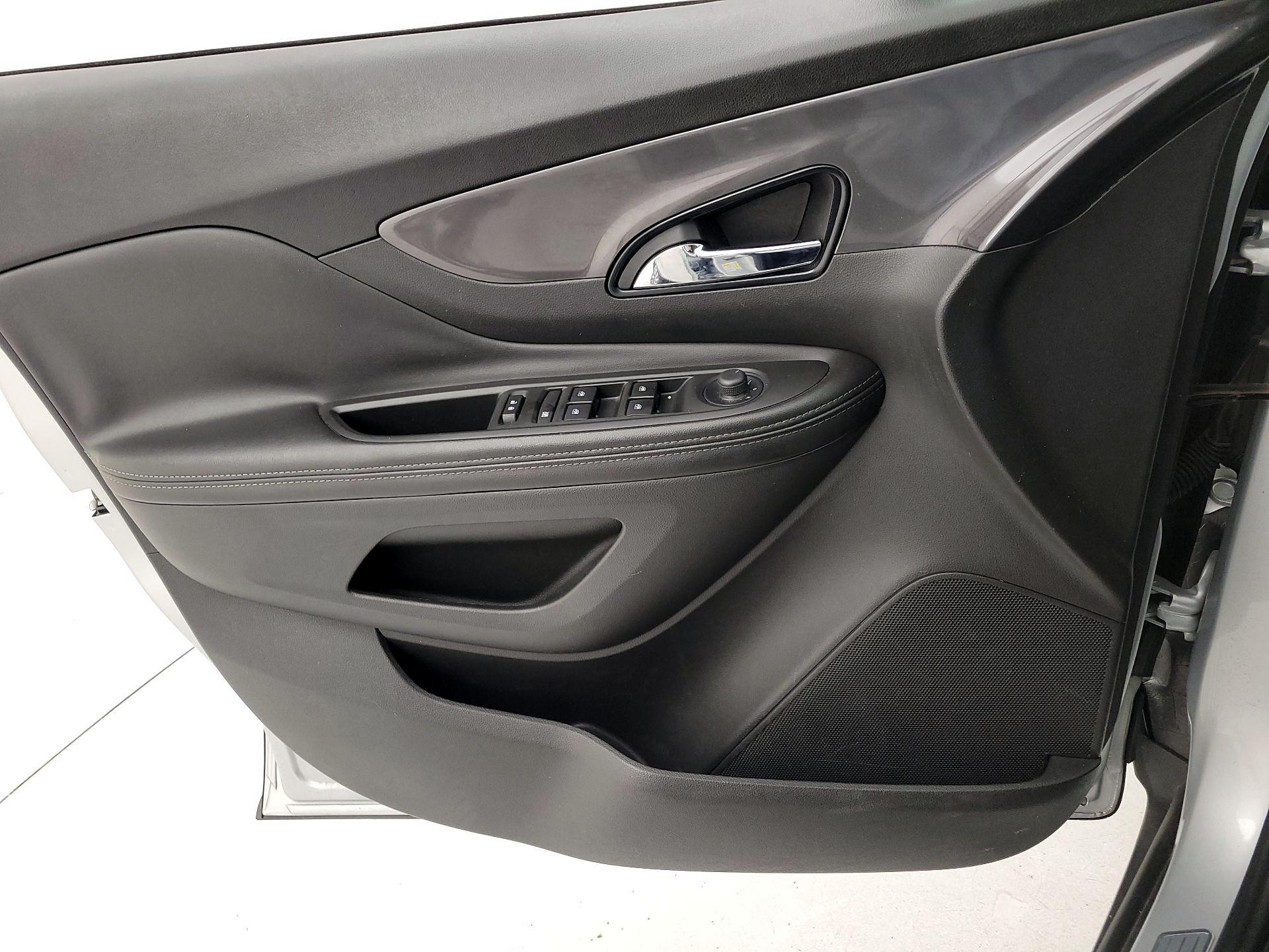 Thumbnail: 2021 Buick Encore - 12