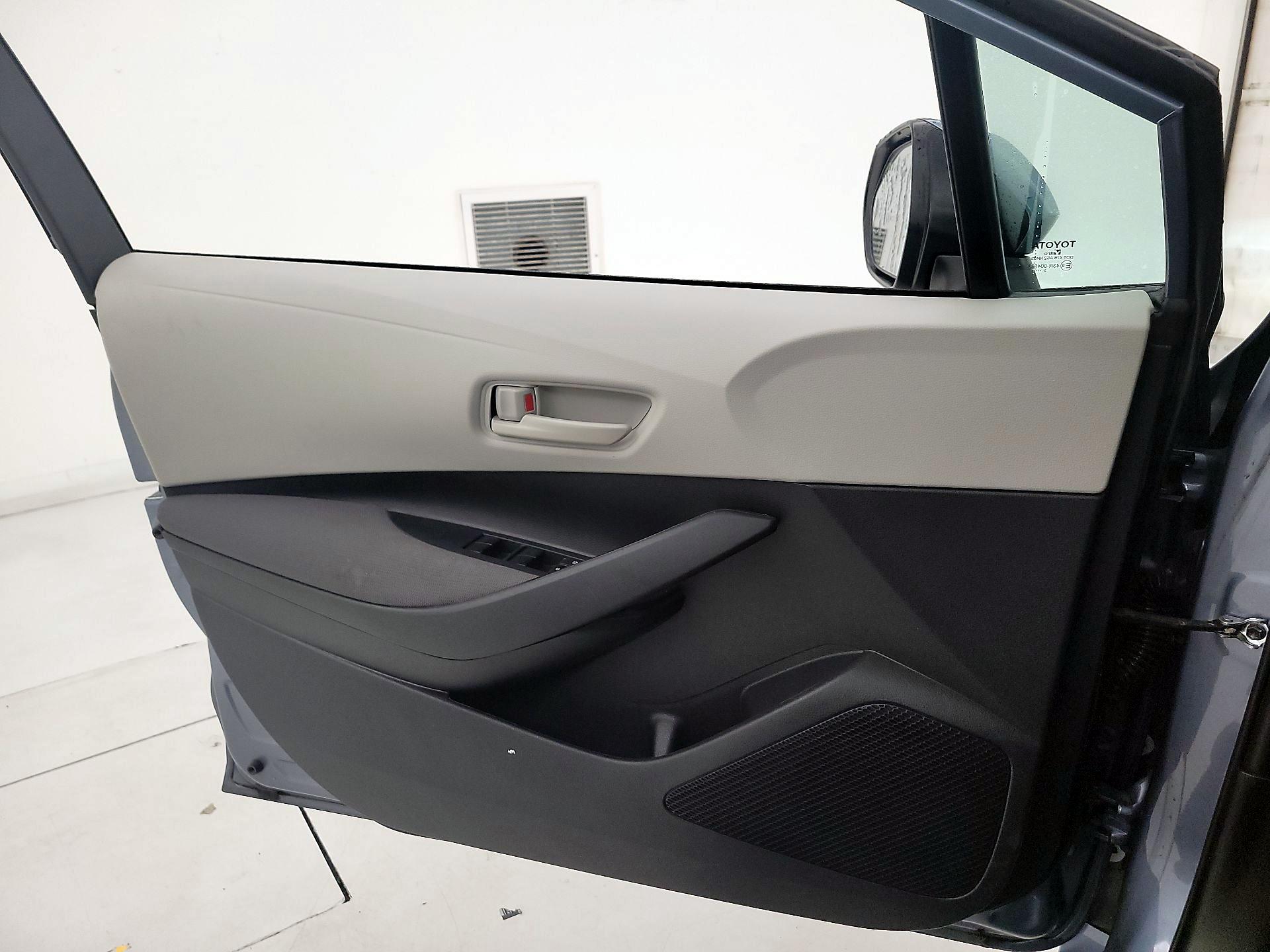 Thumbnail: 2023 Toyota Corolla - 12