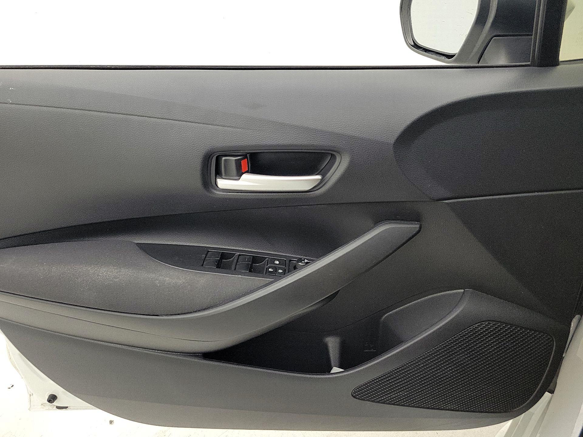 Thumbnail: 2021 Toyota Corolla - 10