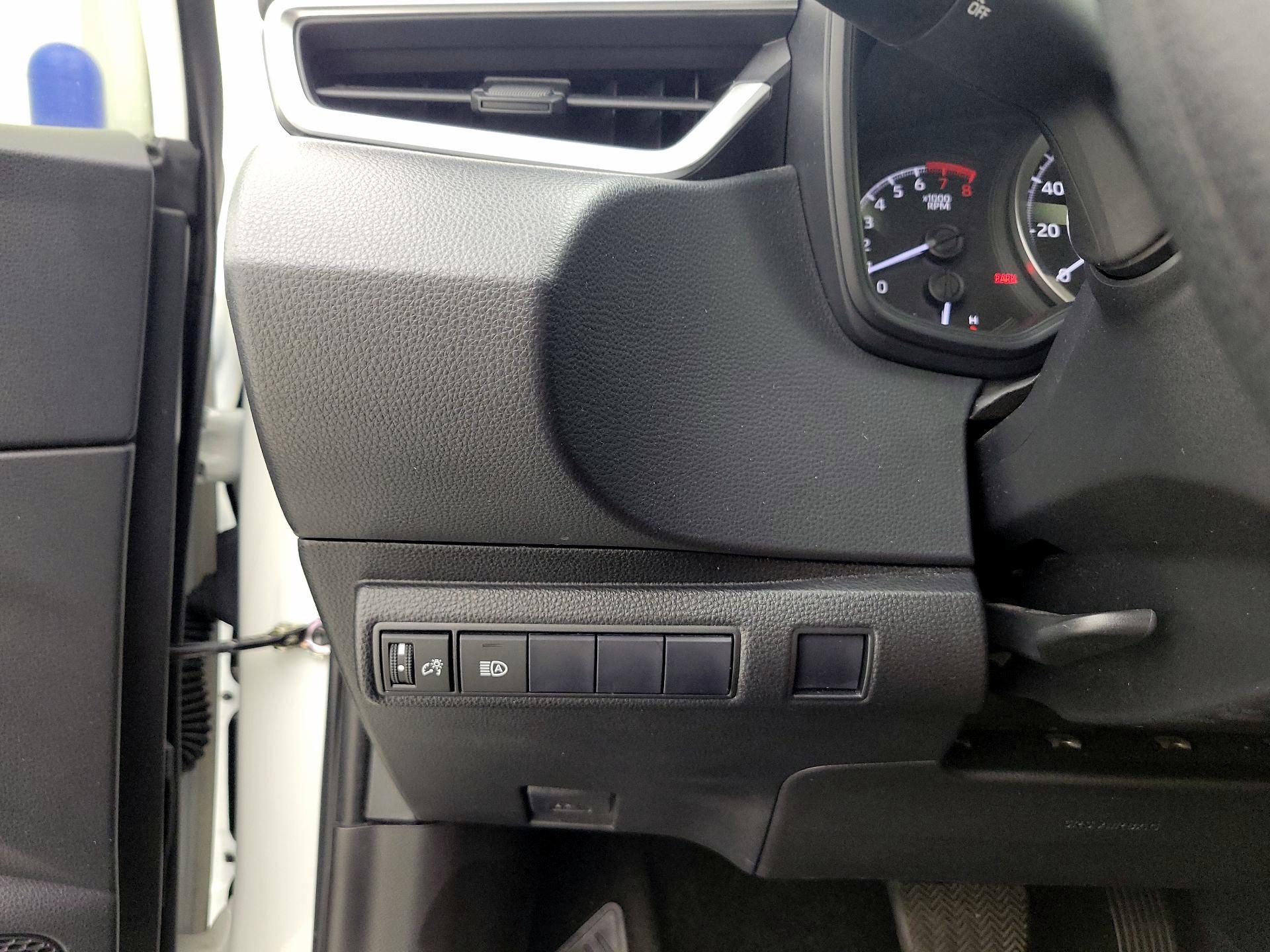 Thumbnail: 2021 Toyota Corolla - 11