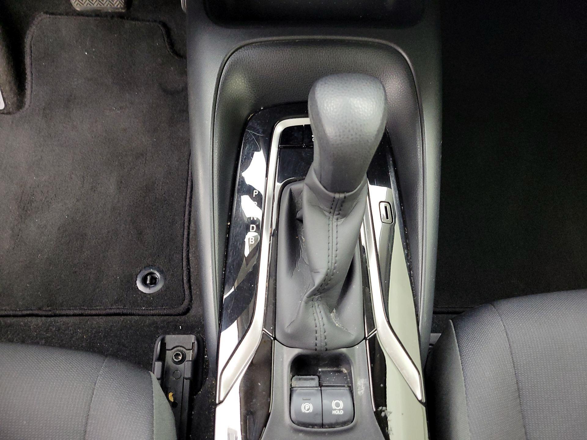 Thumbnail: 2021 Toyota Corolla - 15