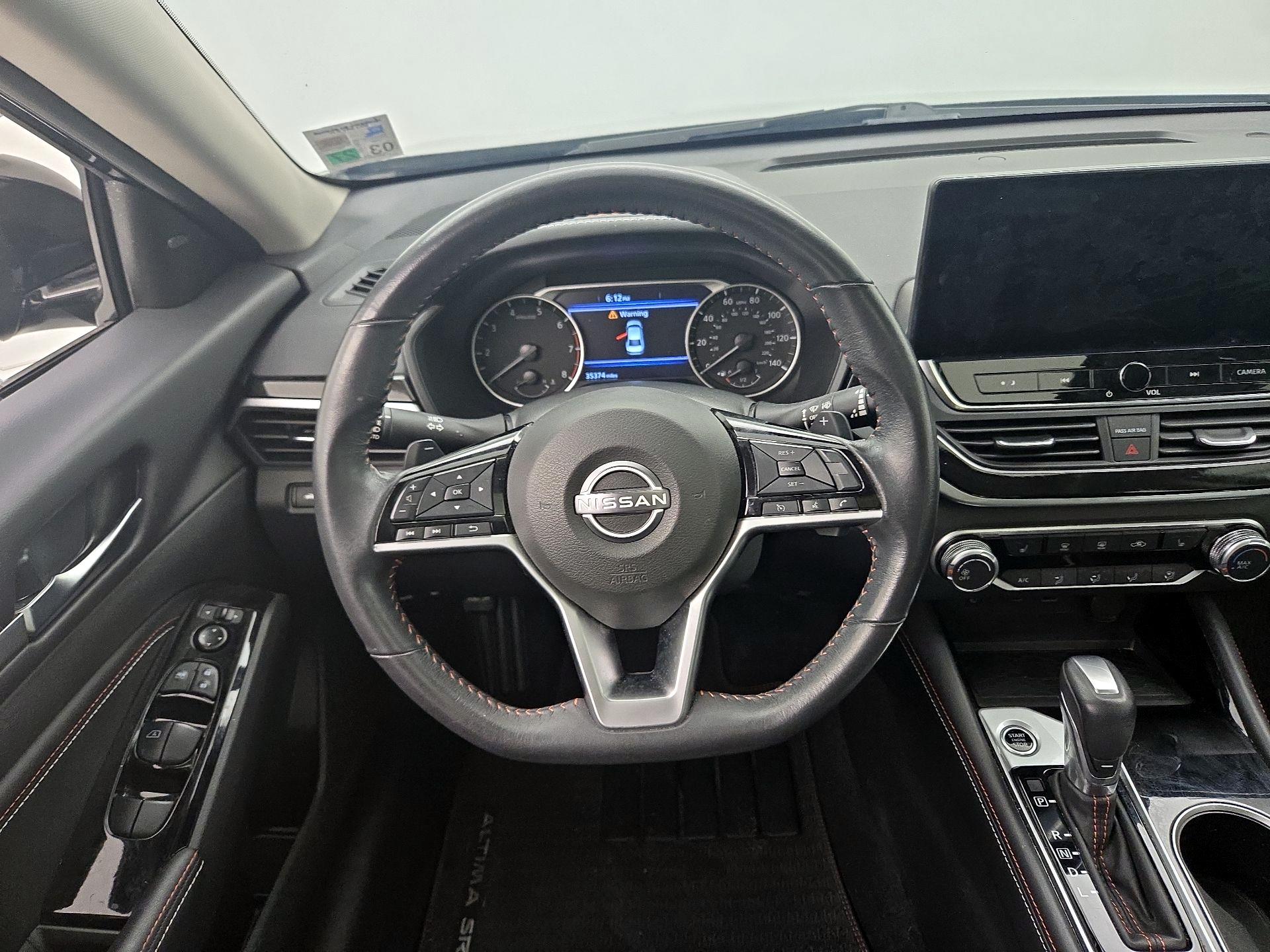 Thumbnail: 2023 Nissan Altima - 10