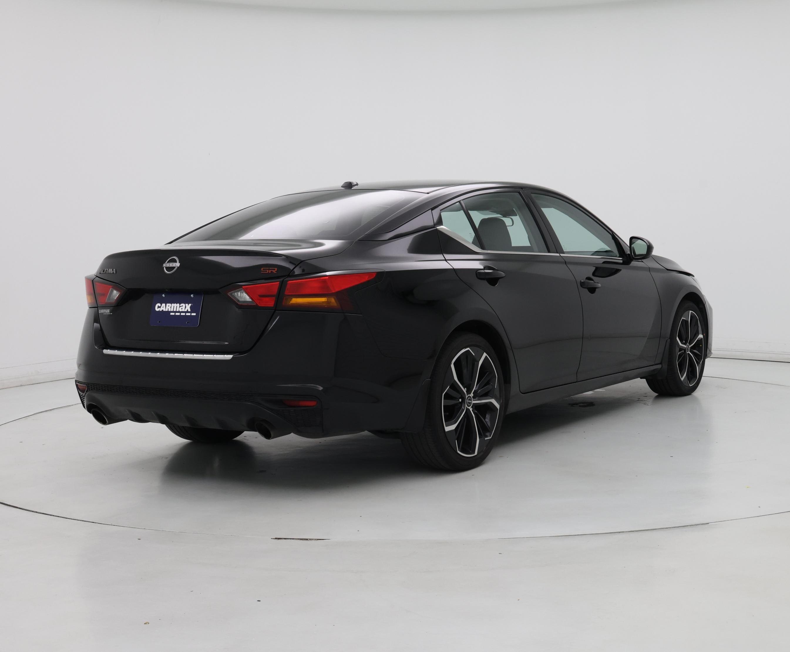 Thumbnail: 2023 Nissan Altima - 8