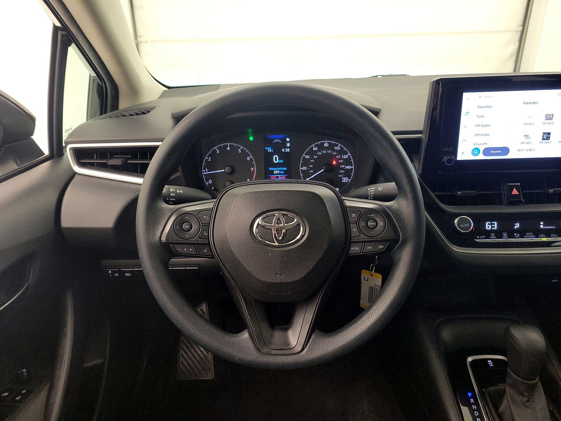Thumbnail: 2023 Toyota Corolla - 10