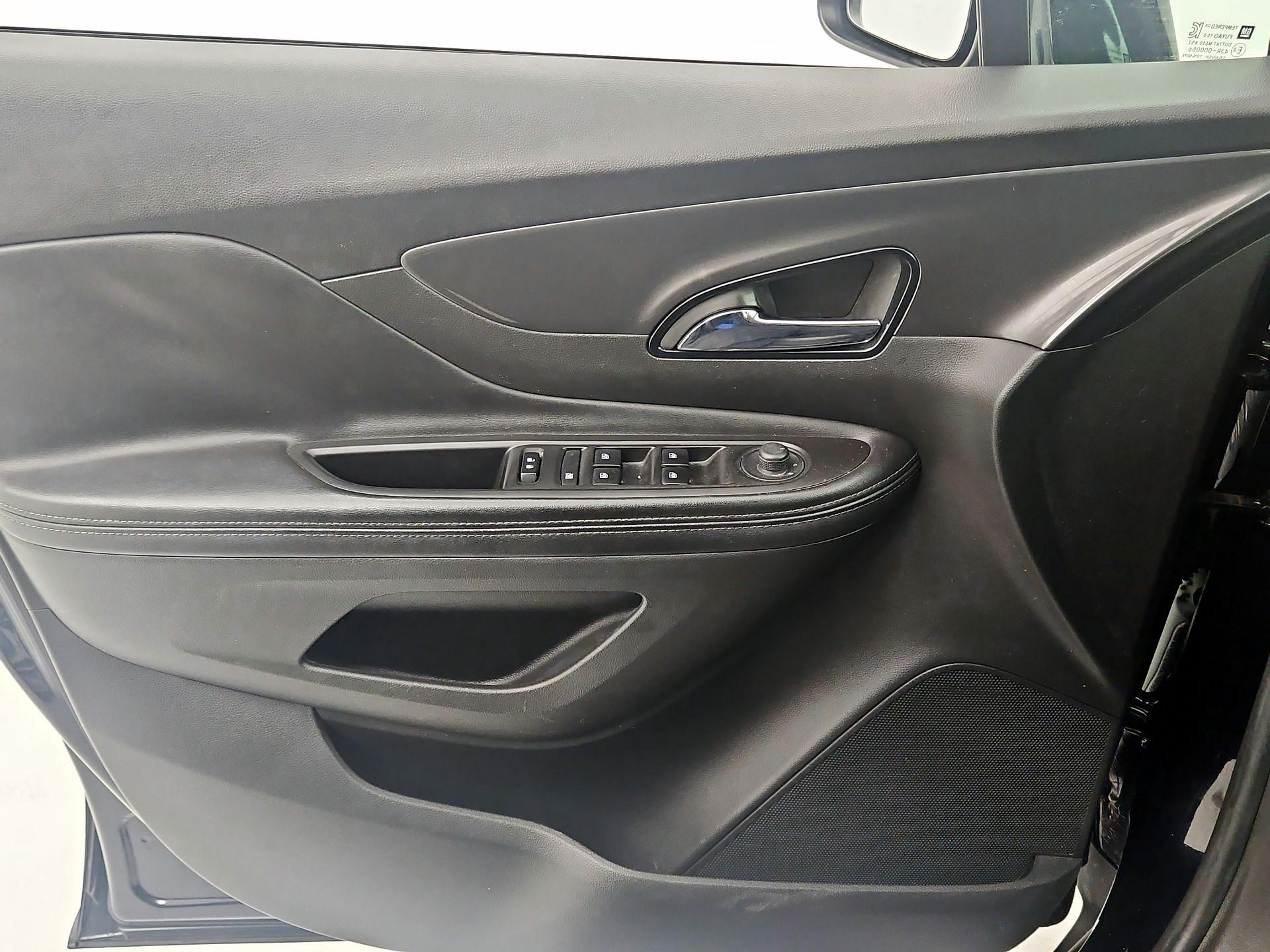 Thumbnail: 2022 Buick Encore - 12