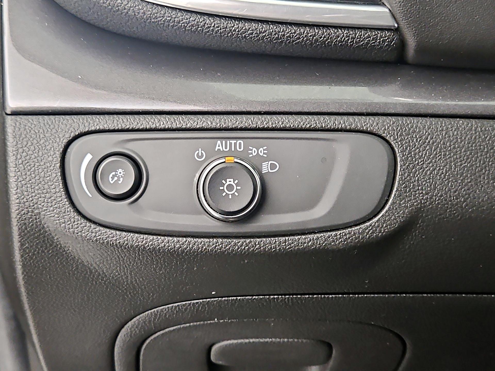 Thumbnail: 2022 Buick Encore - 13
