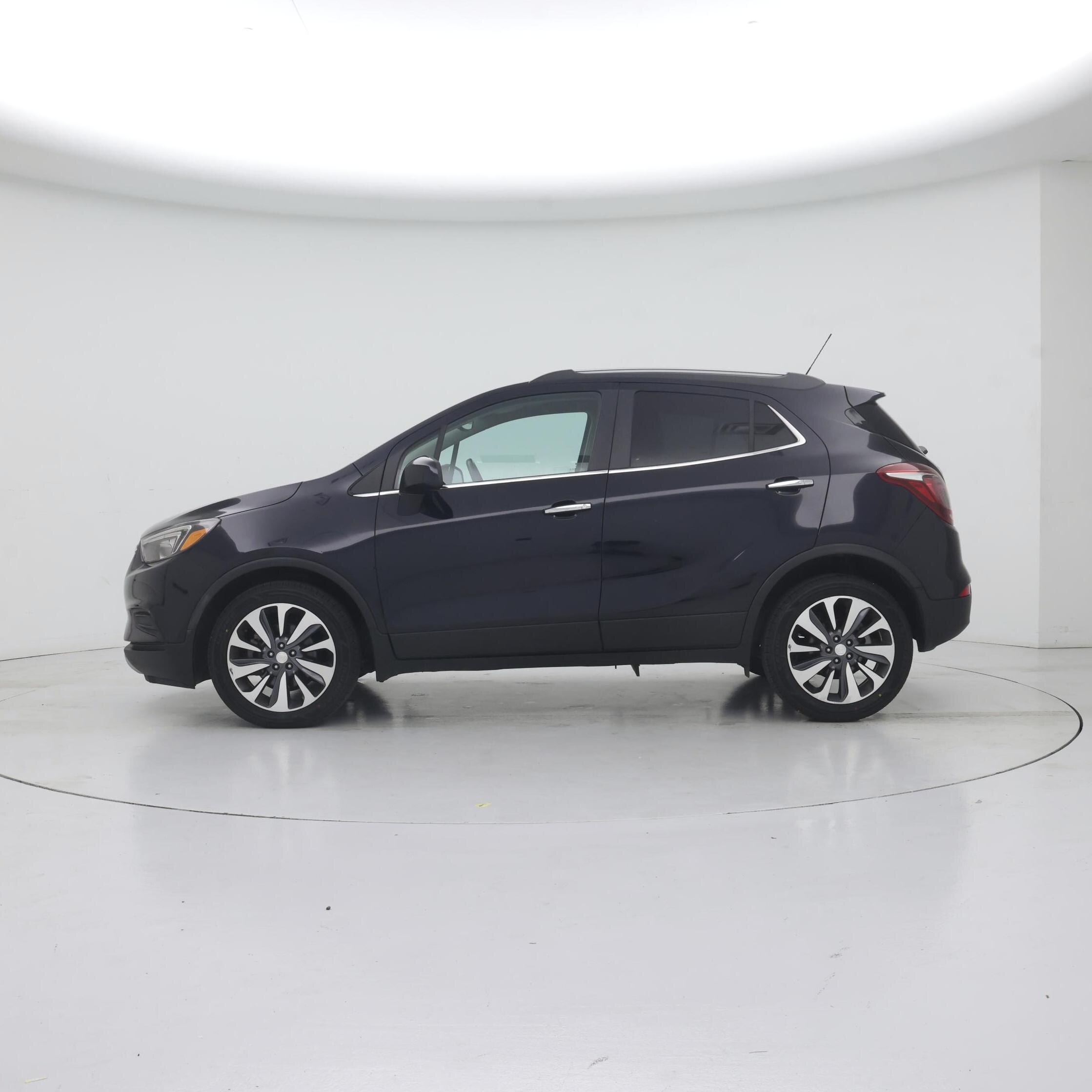 Thumbnail: 2022 Buick Encore - 3