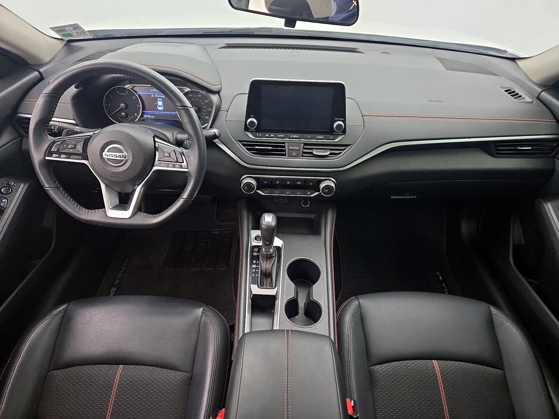 Thumbnail: 2020 Nissan Altima - 9