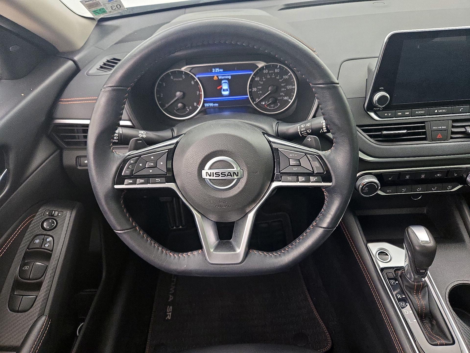 Thumbnail: 2020 Nissan Altima - 10